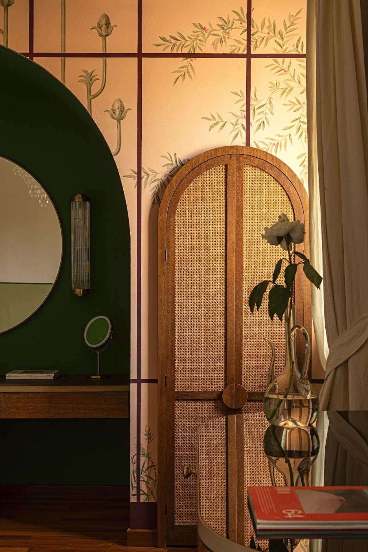 Standard Queen Room - Photo 6