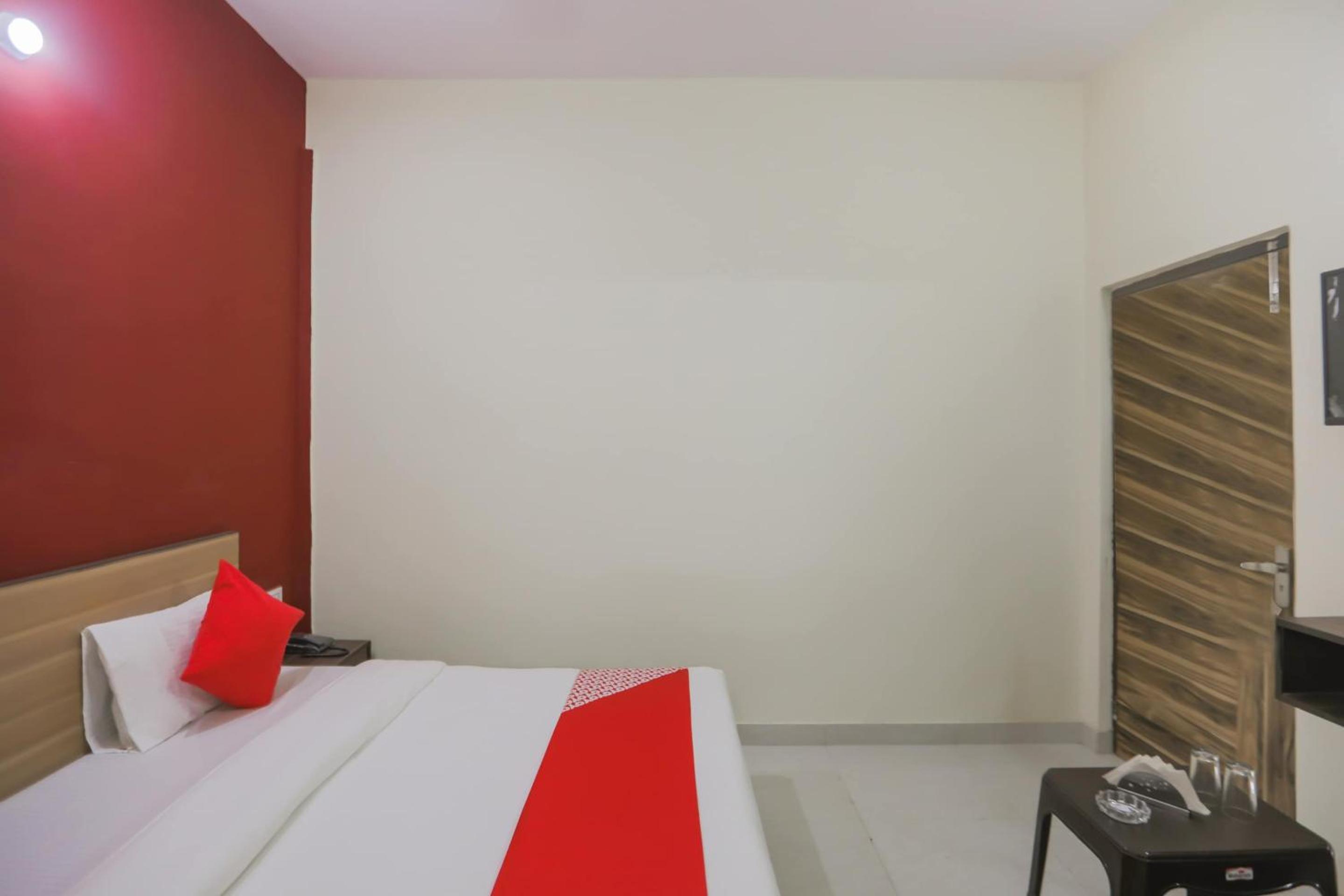 Standard Double Room photo 3