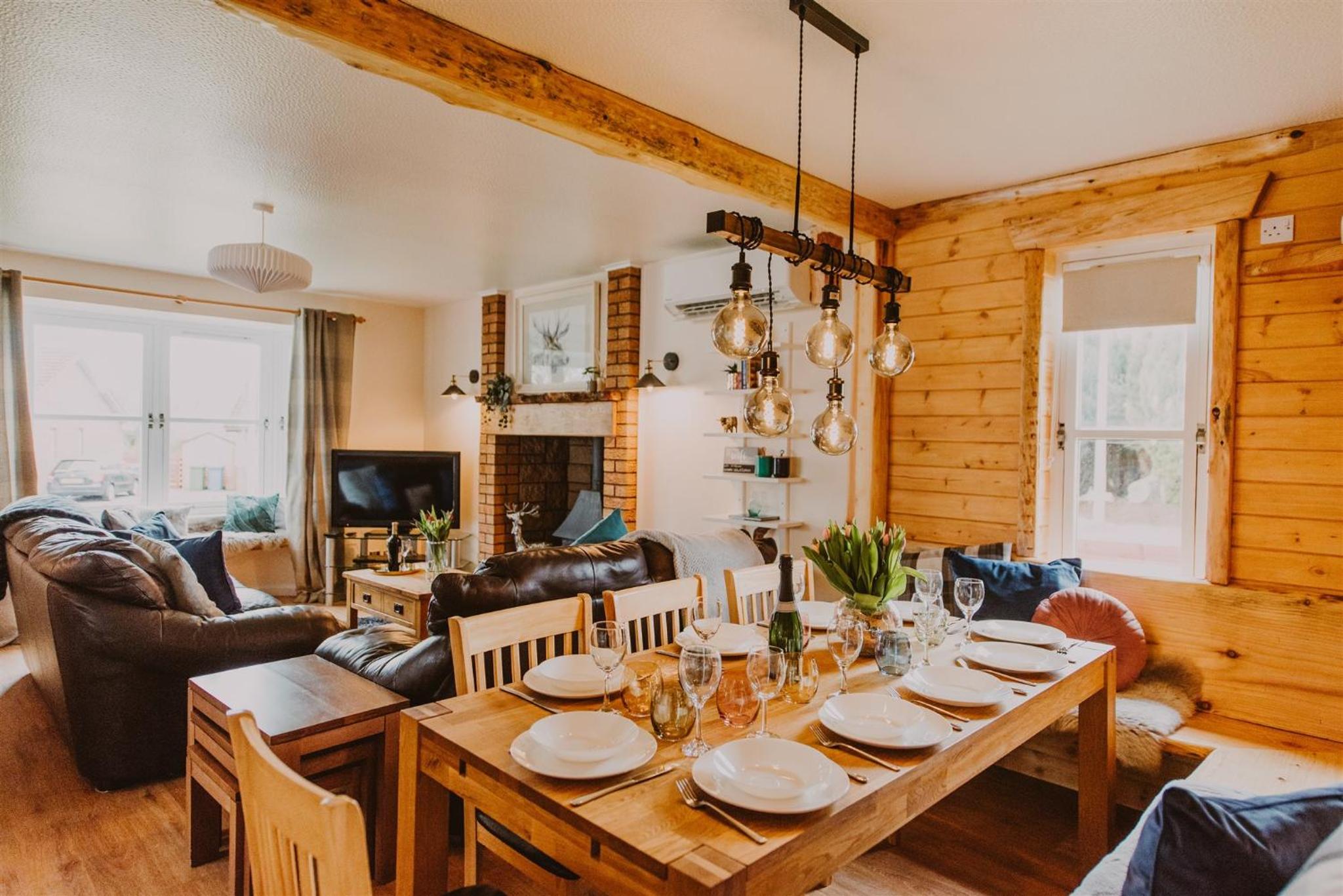 Three-Bedroom Chalet photo 3