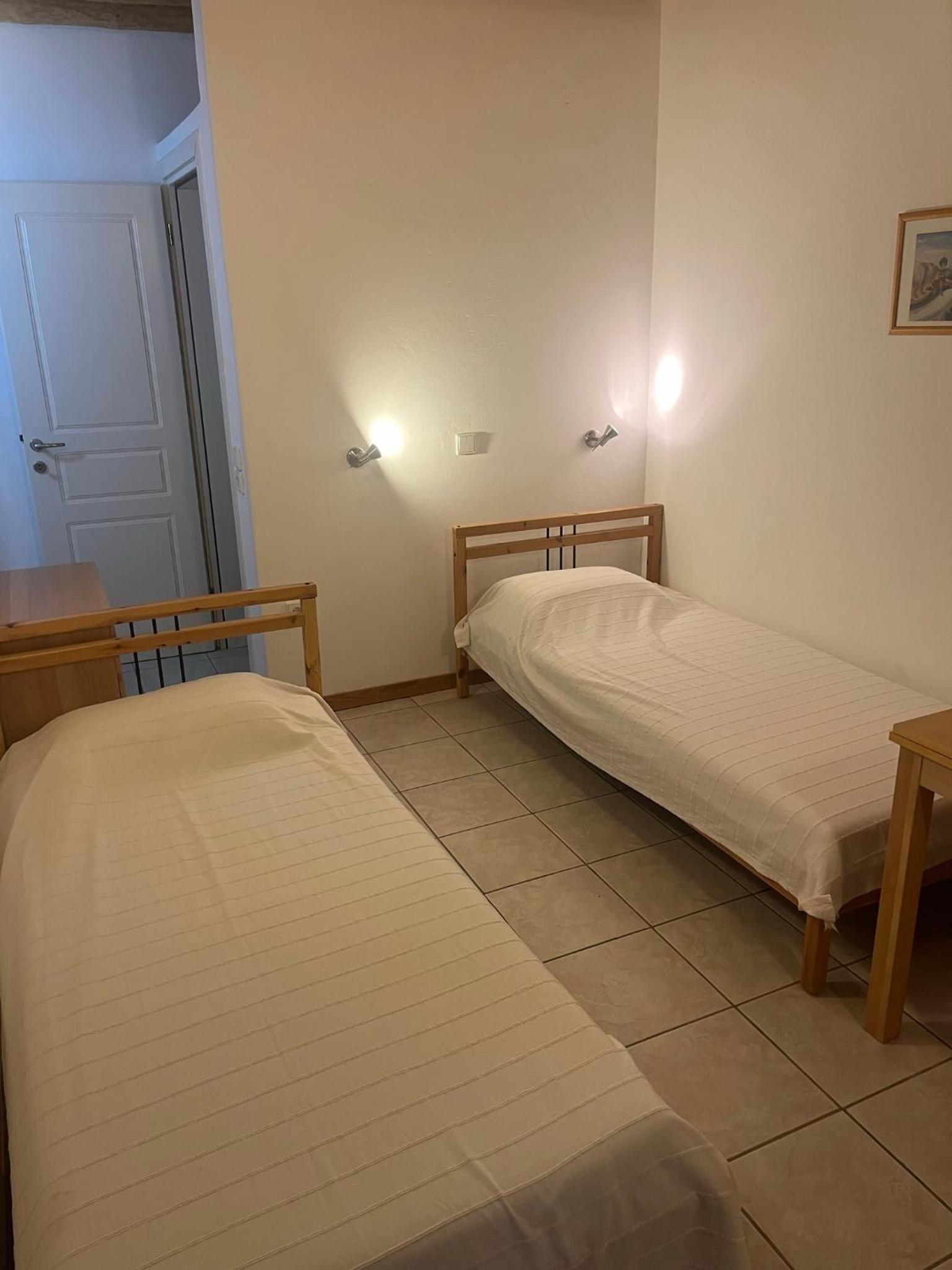 Economy Twin Room
