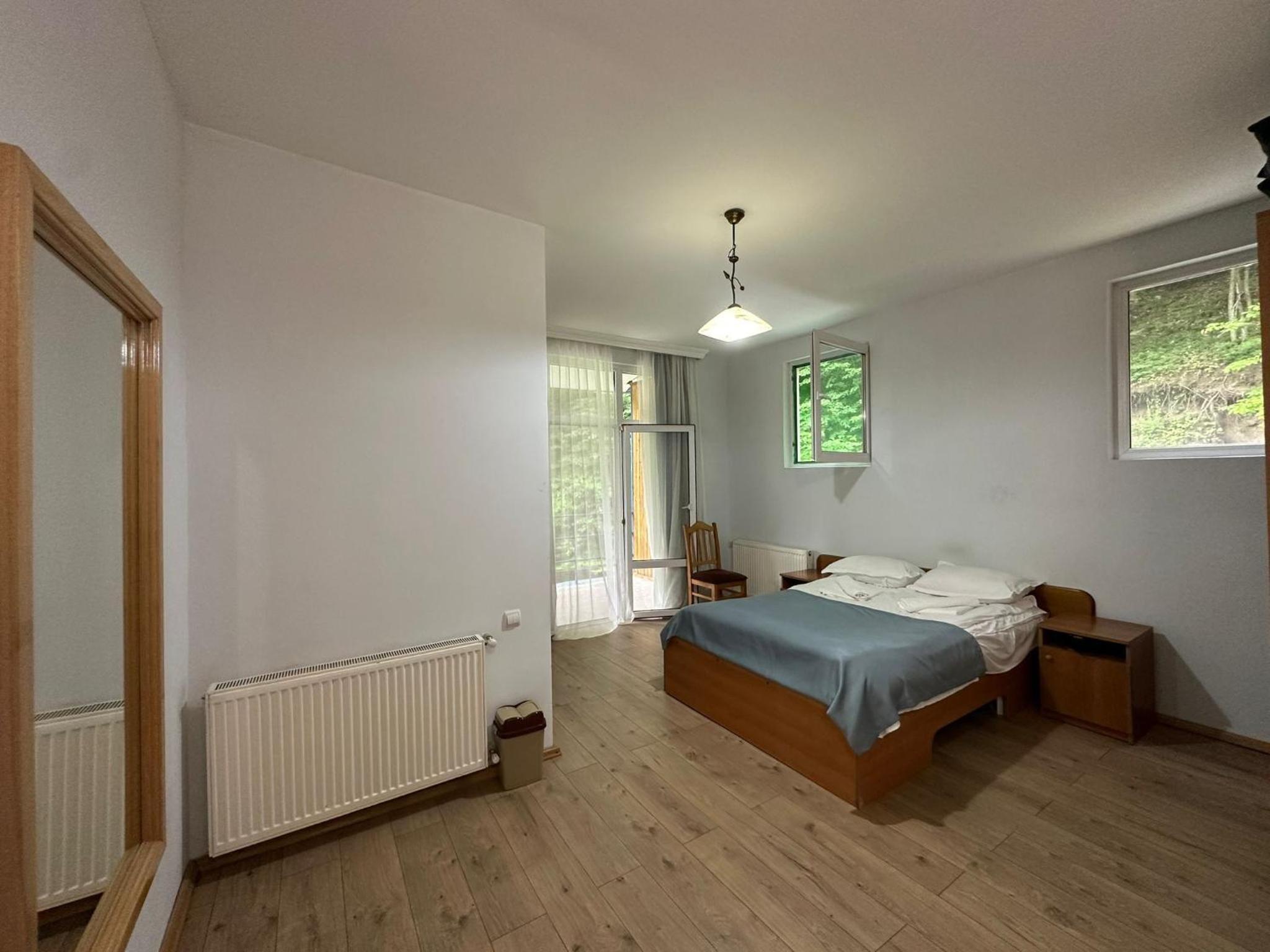 Suite with Mountain View photo 3