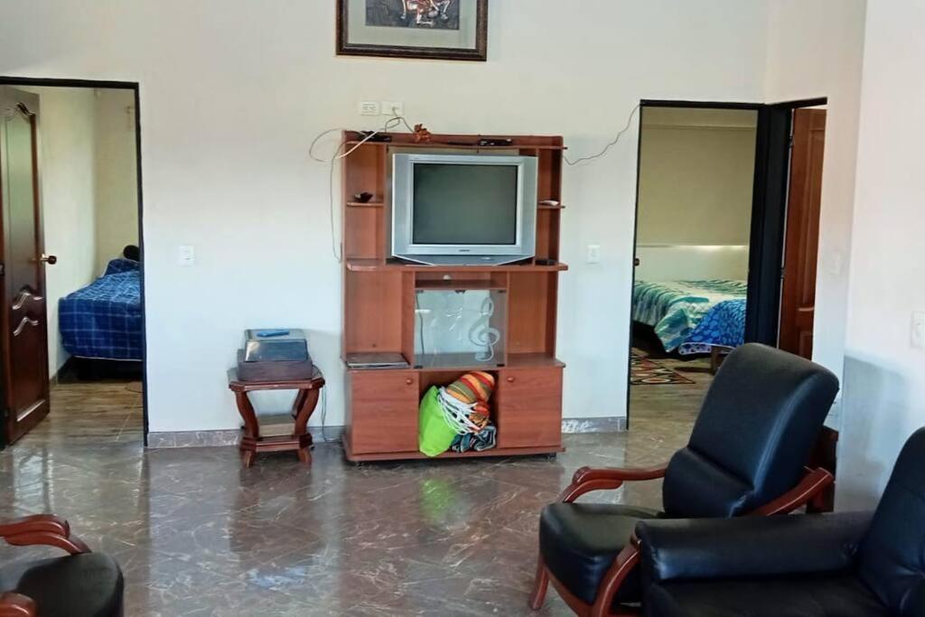 Three-Bedroom House photo 1