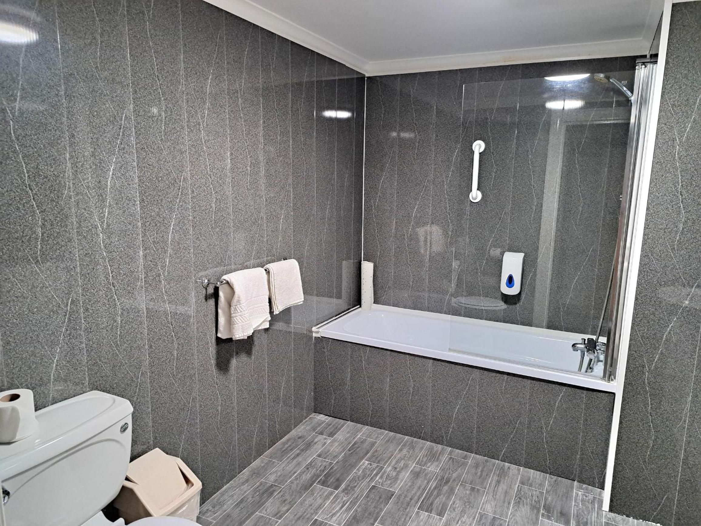 Executive Double Room - Photo 6