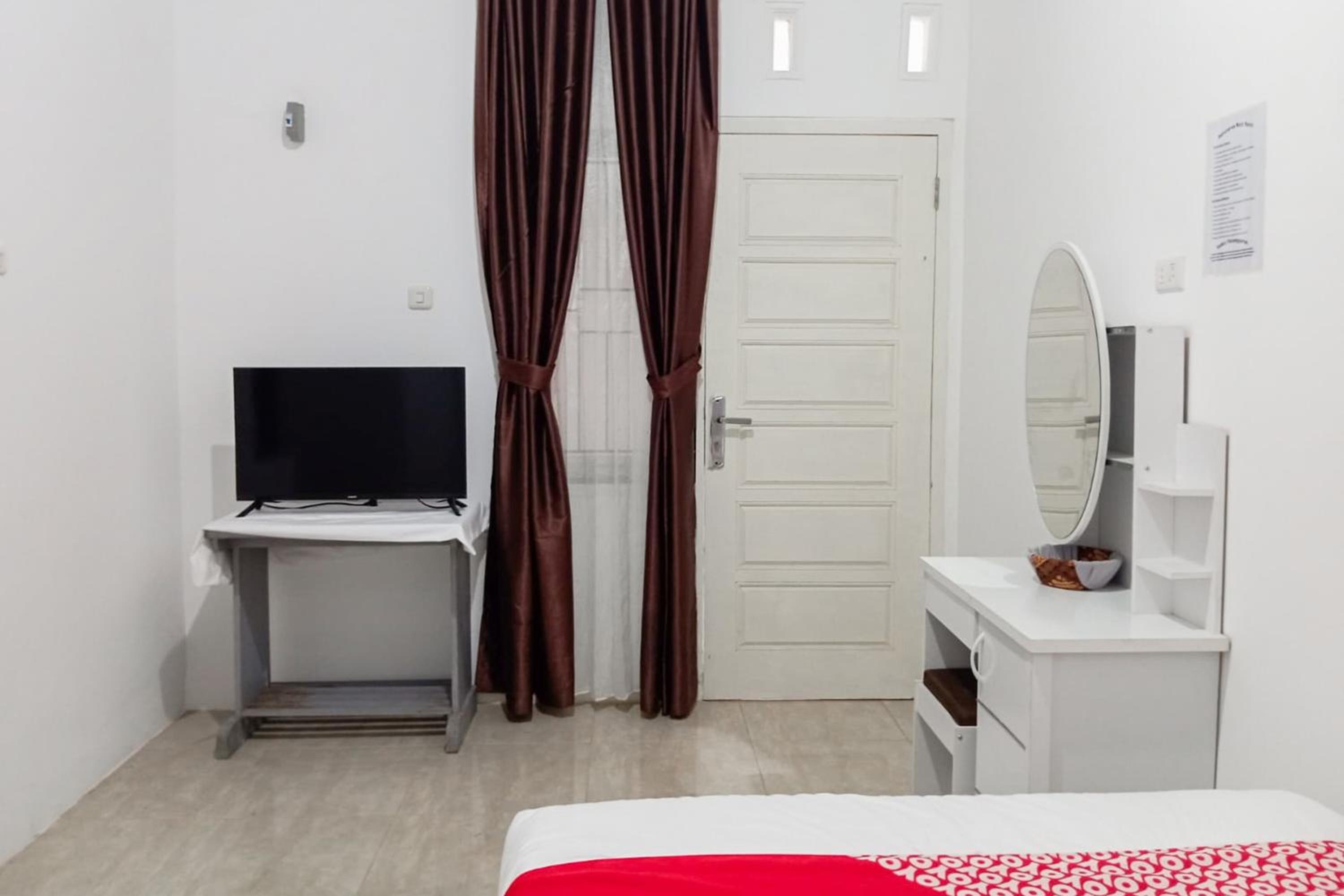 Budget Single Room photo 3