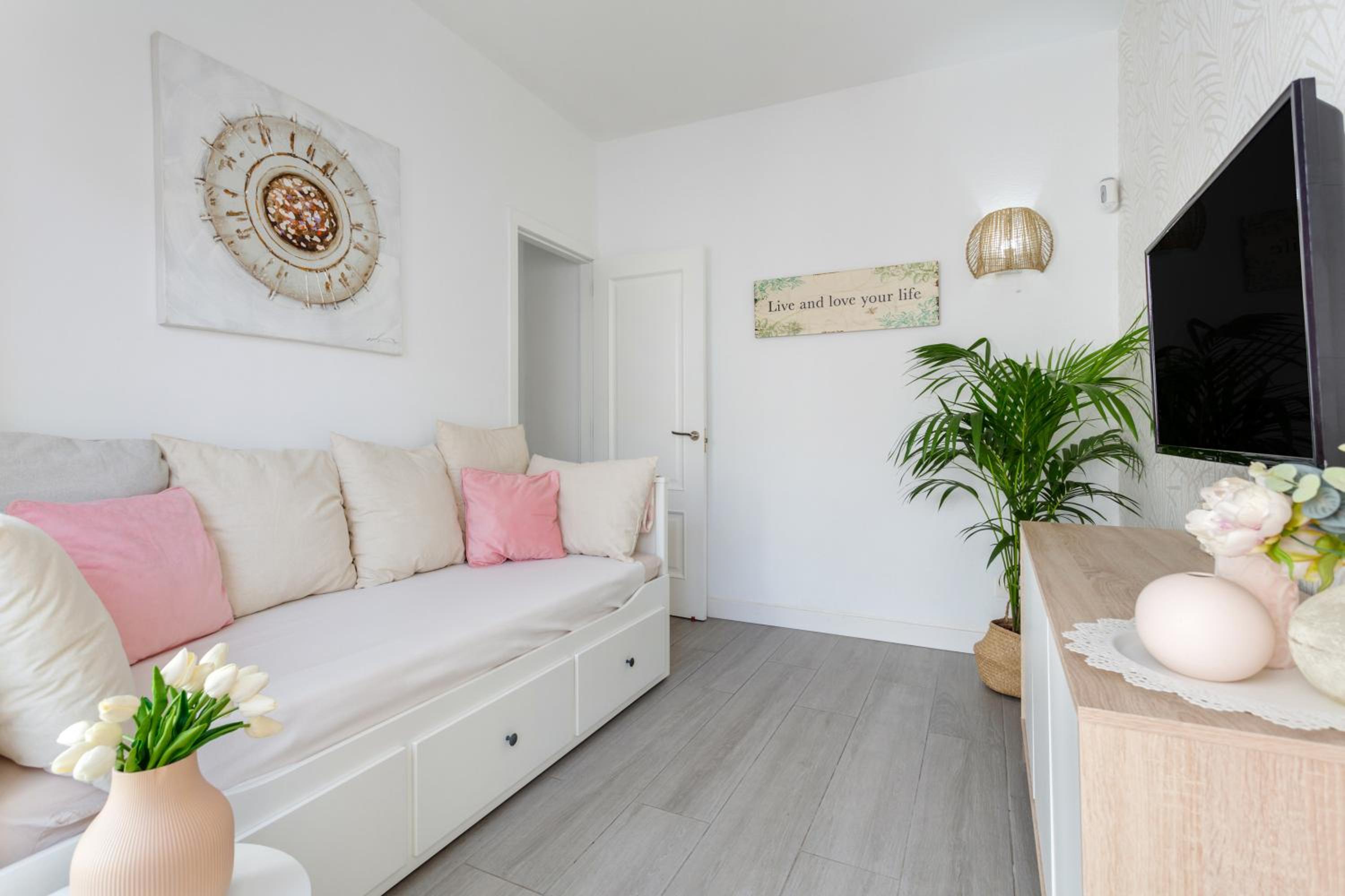Apartamento de un dormitorio superior con balcón