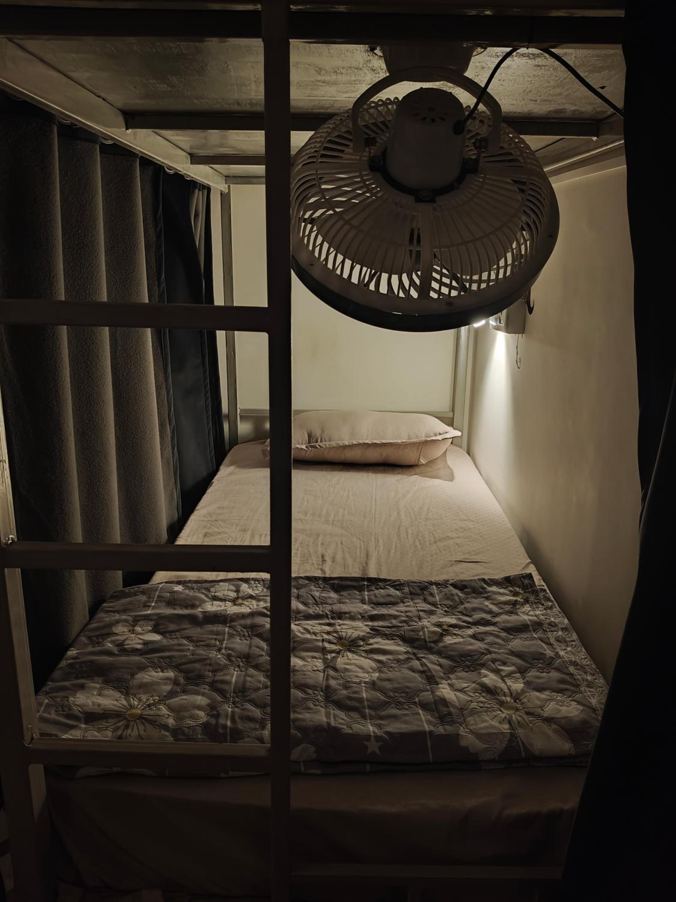 Bed in 4-Bed Mixed Dormitory Room photo 1