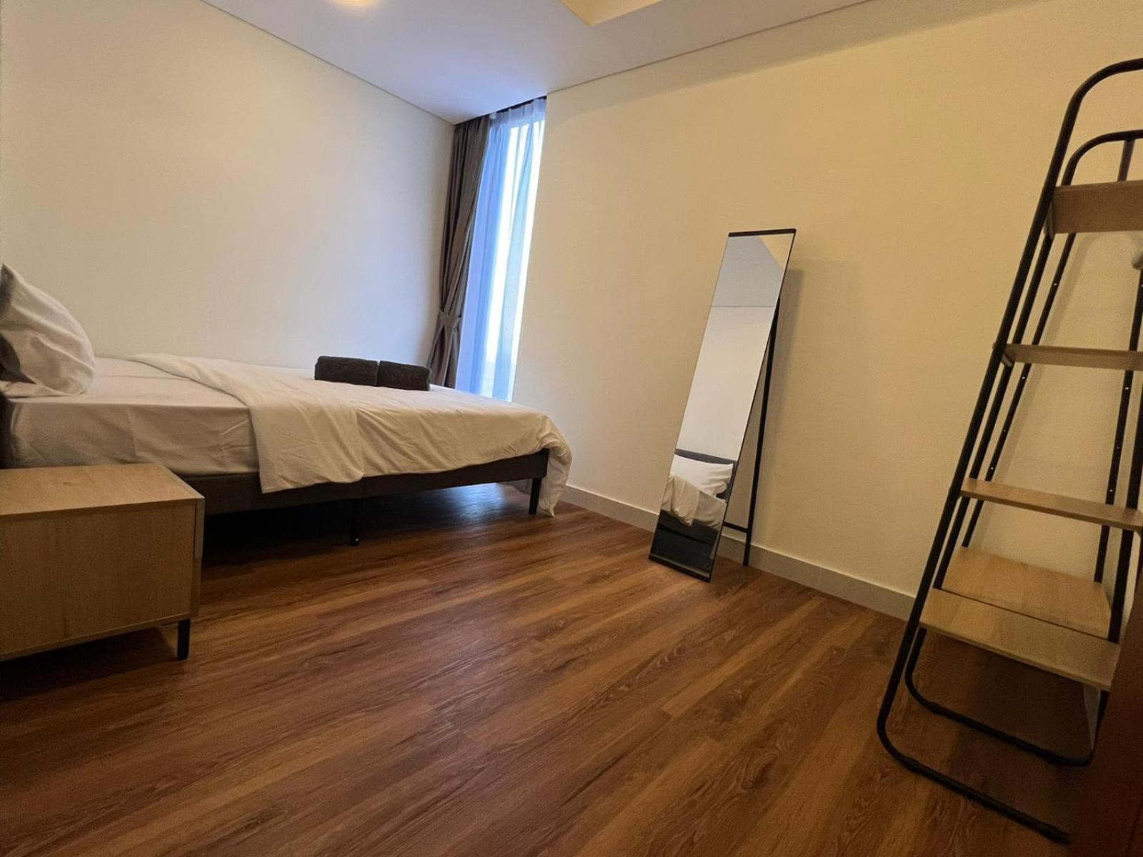 Two-Bedroom Apartment with View photo 2