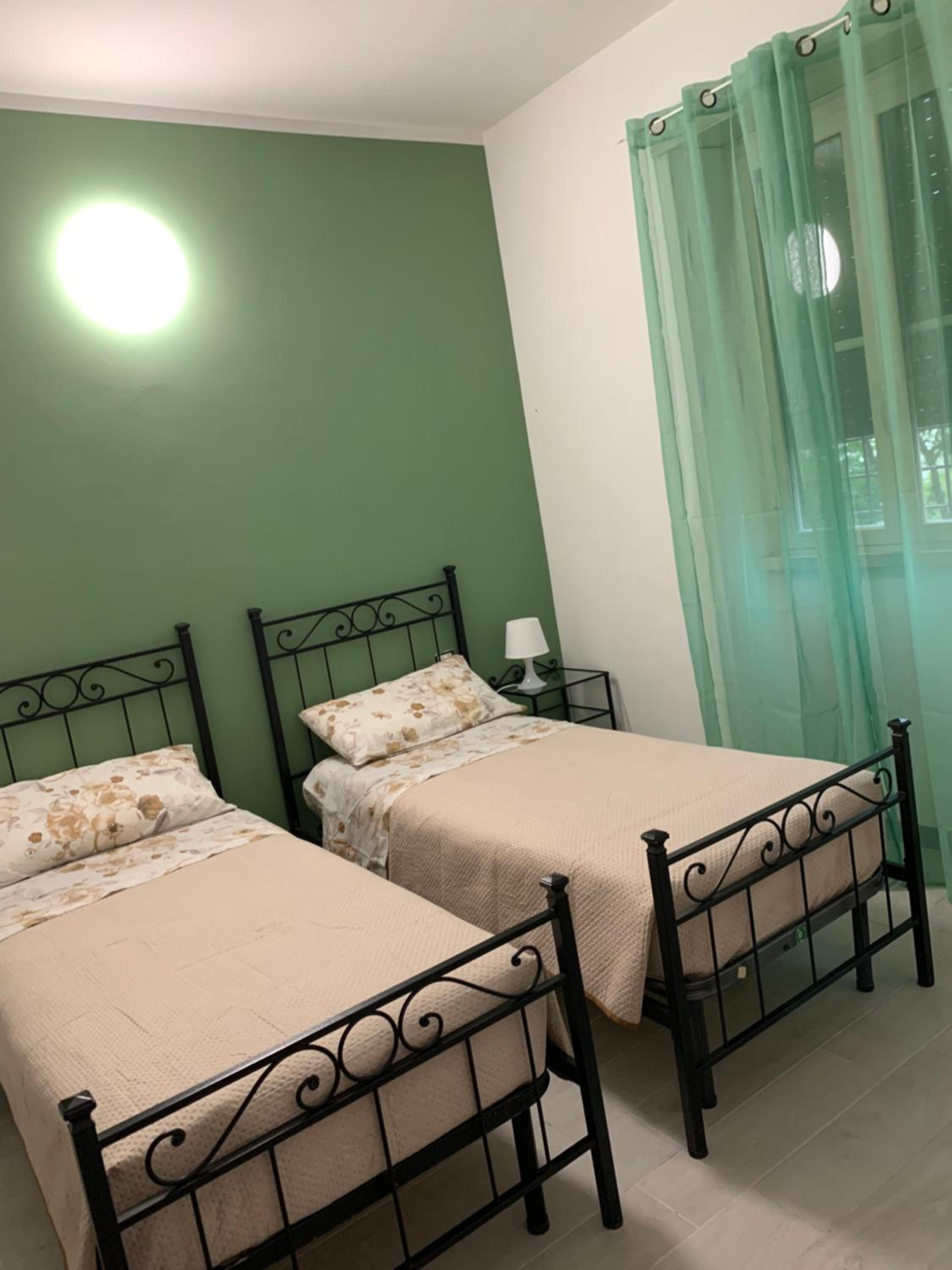 Standard Twin Room photo 2