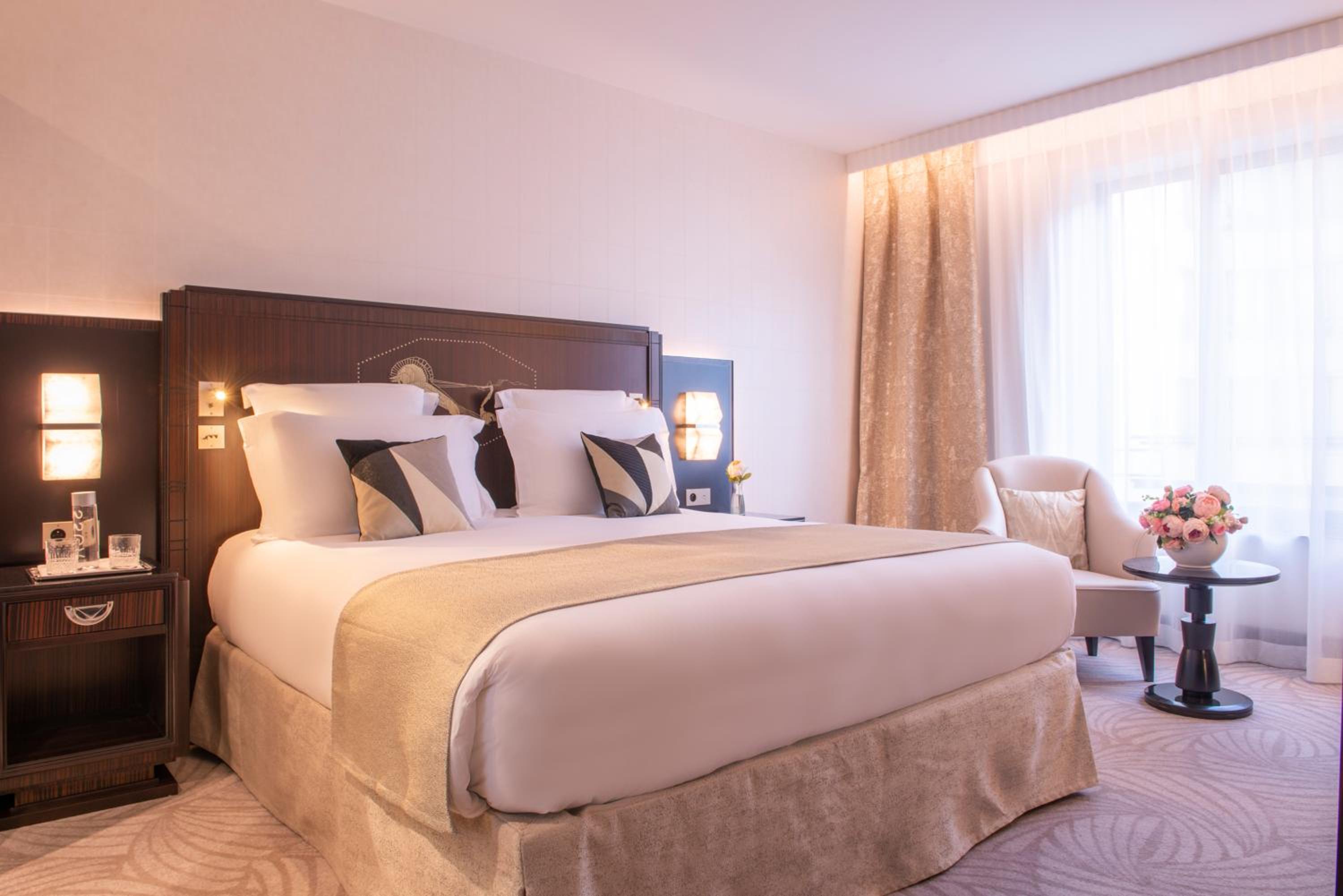 Deluxe King Room