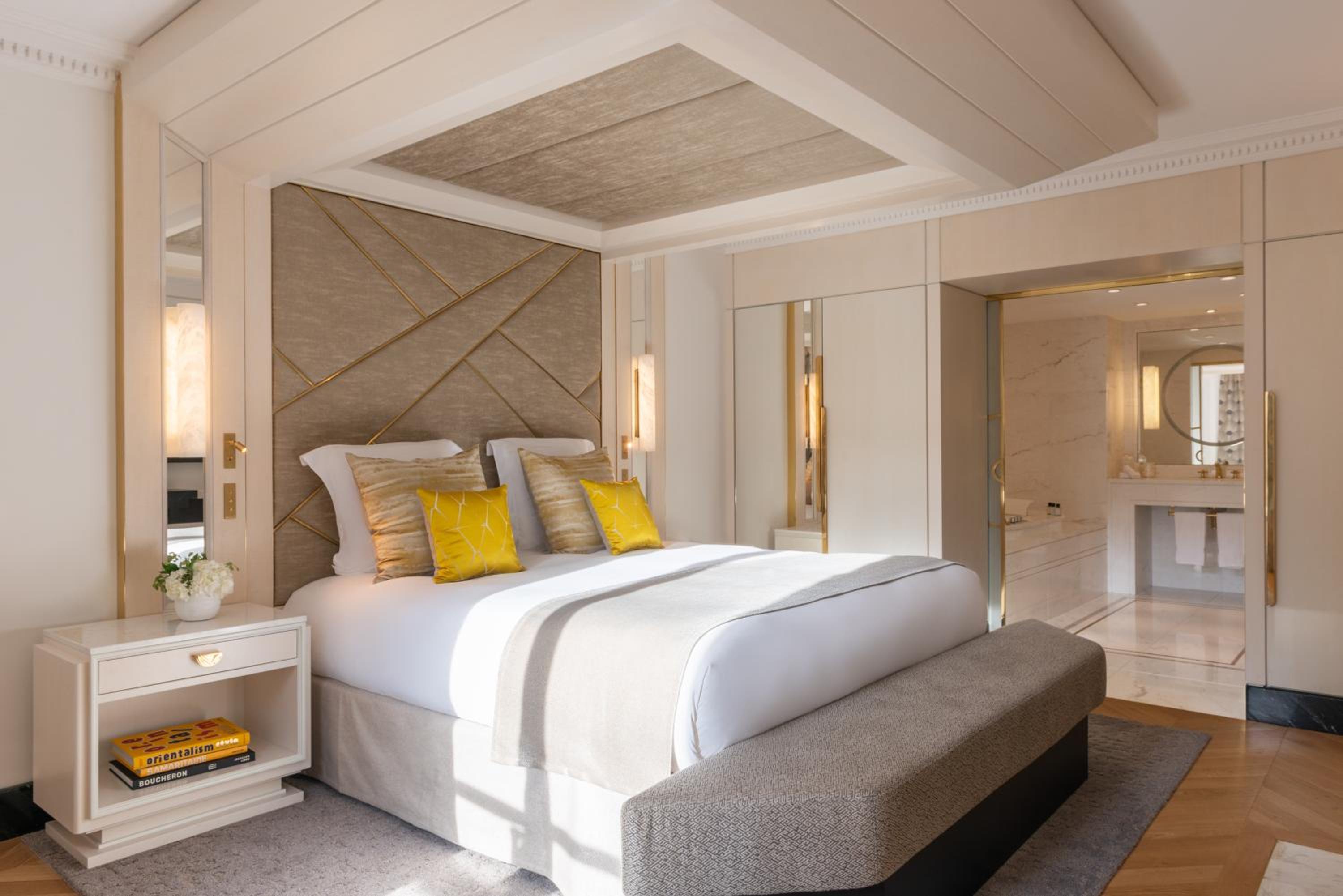 Signature Suite