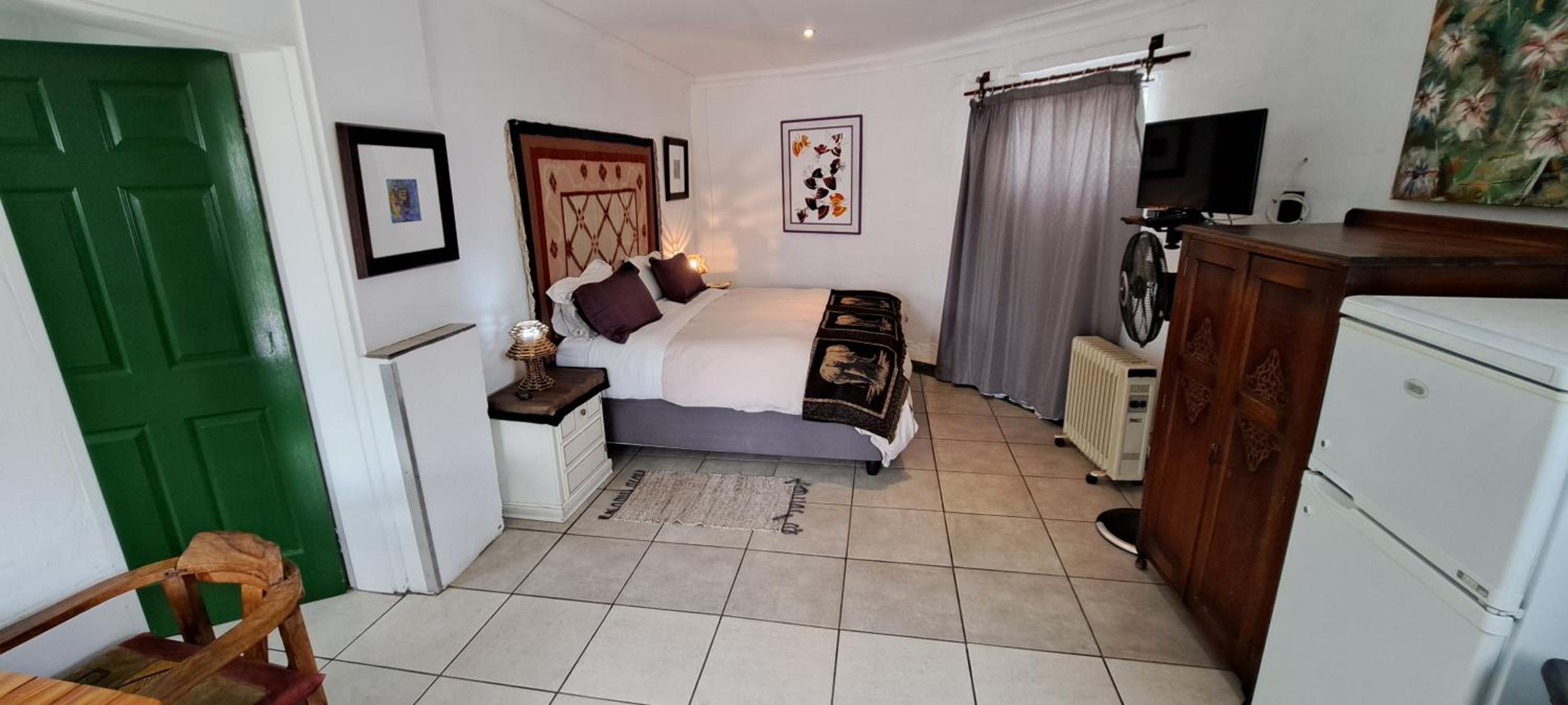King Room with Kitchenette