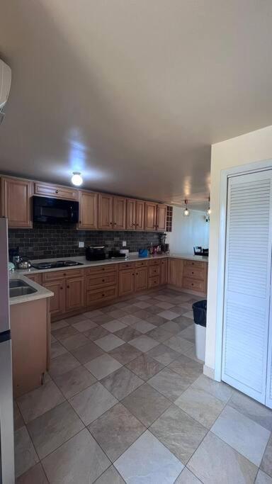 Two-Bedroom House photo 3