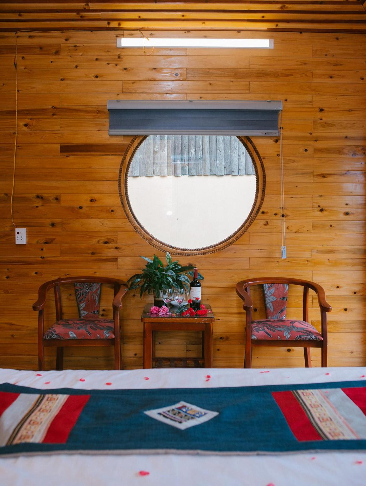 Junior Suite with Mountain View - Photo 2