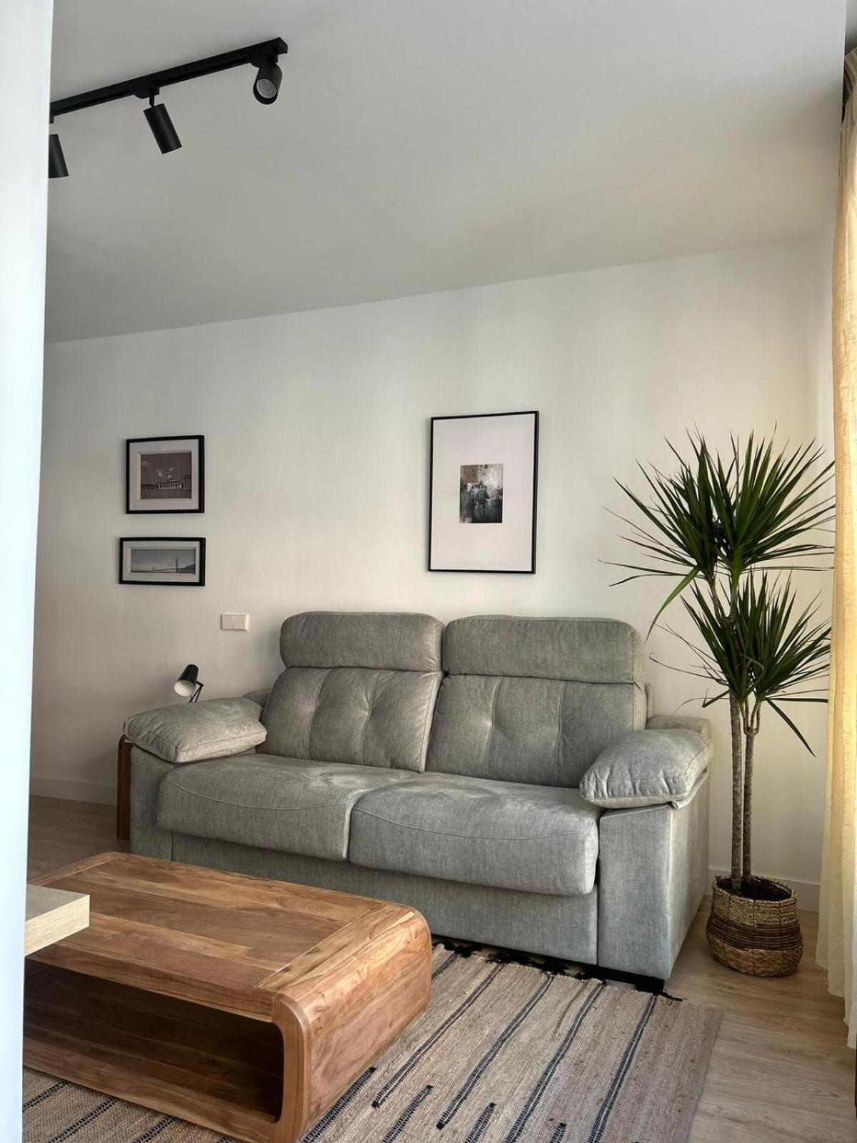 Apartment photo 2