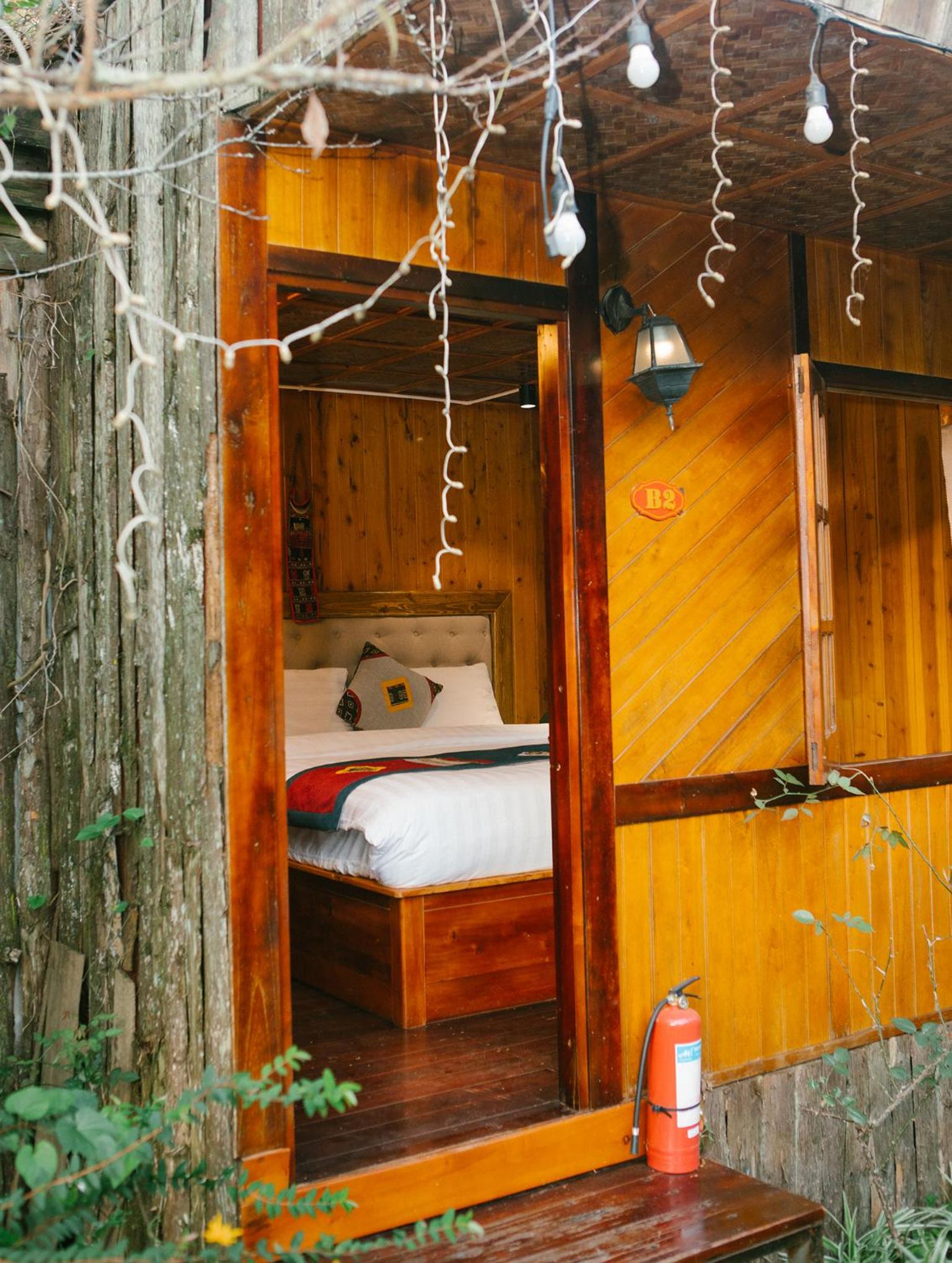 Deluxe Bungalow with Garden View - Photo 17