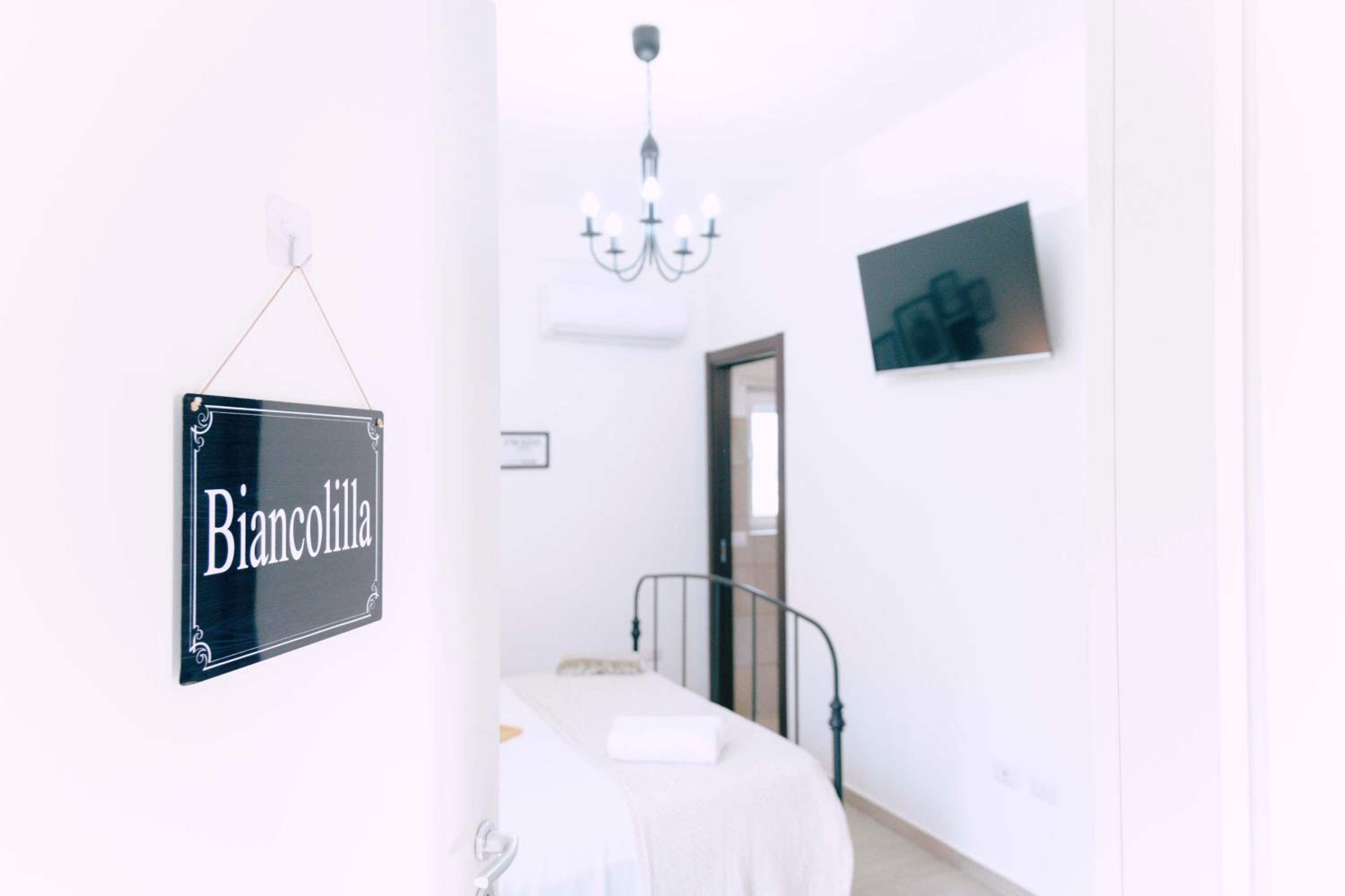 Double Room with Terrace photo 3
