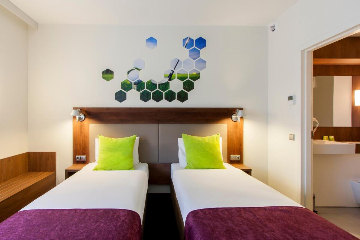 Standard Twin Room photo 1