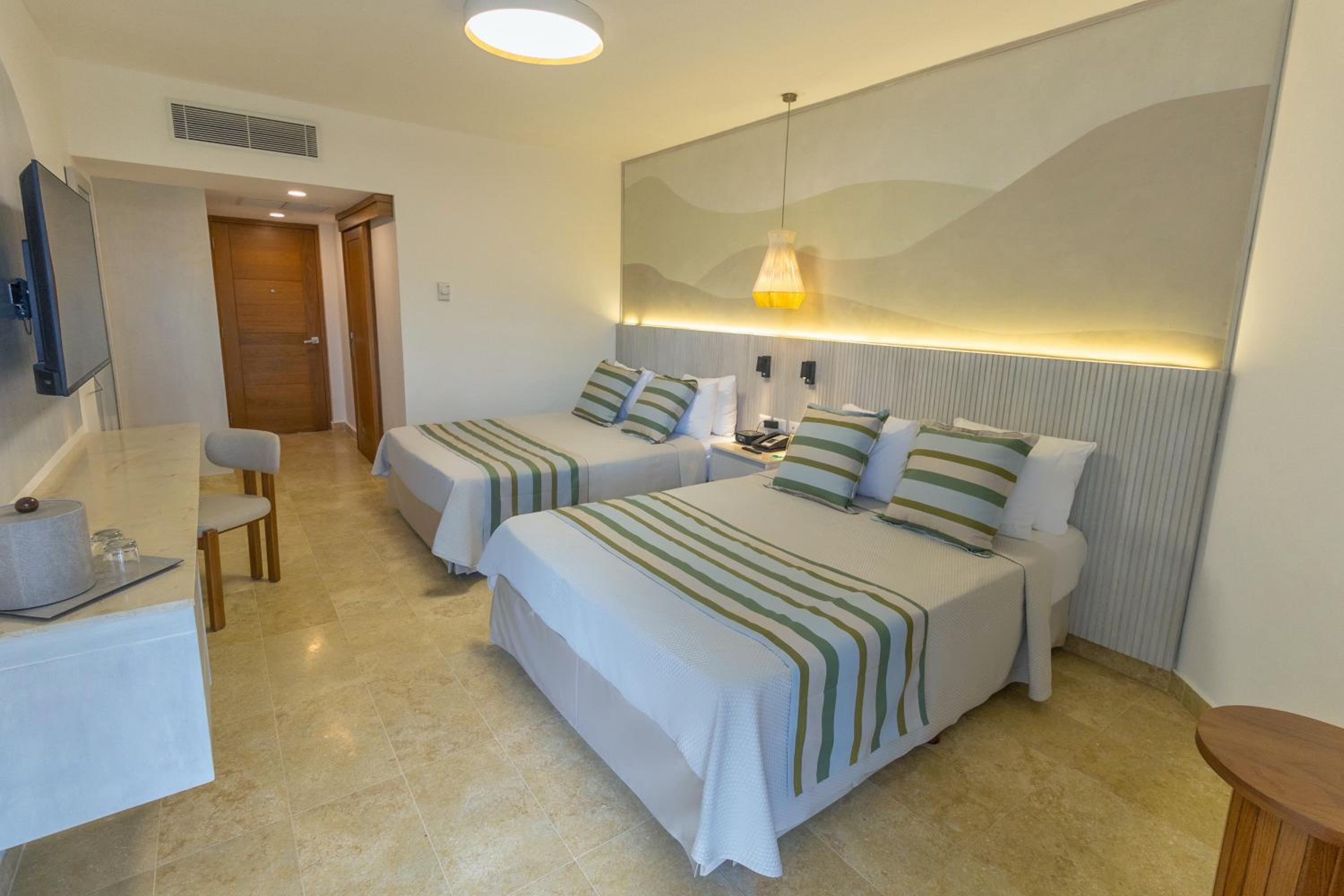 Oceanfront Room, 2 Queen Beds - Non-Smoking