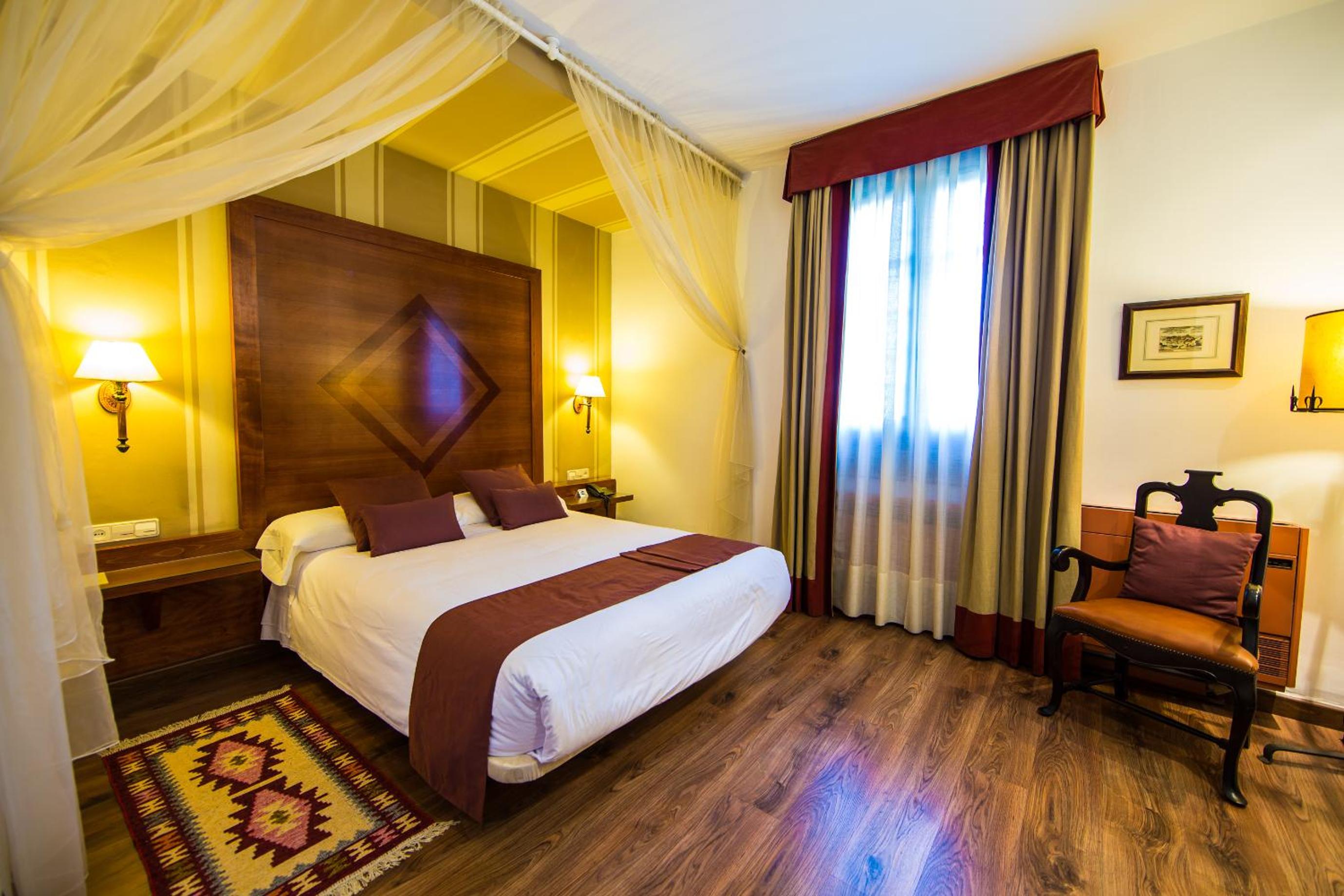 Double Room - Photo 4