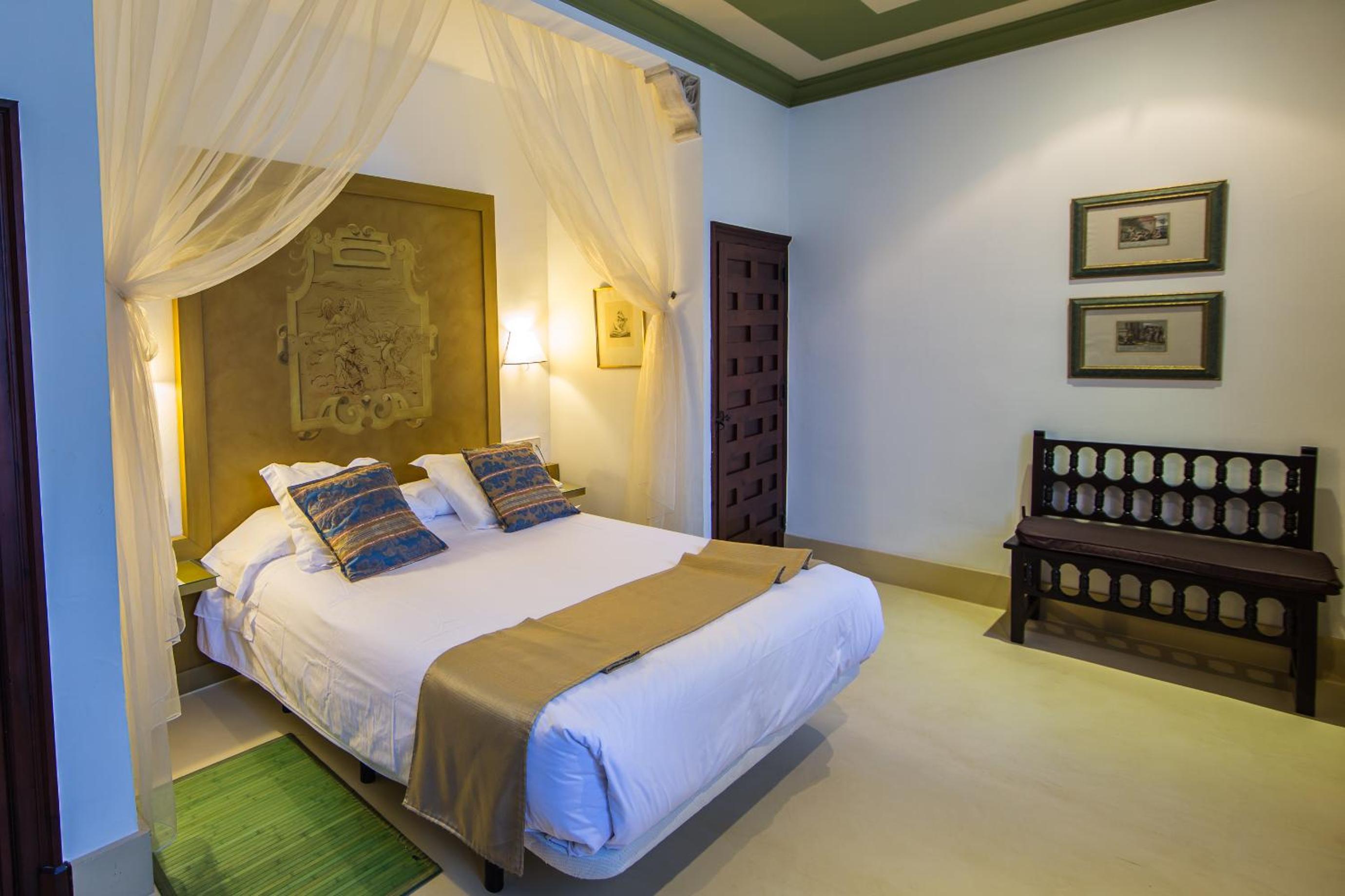 Double Room - Photo 2