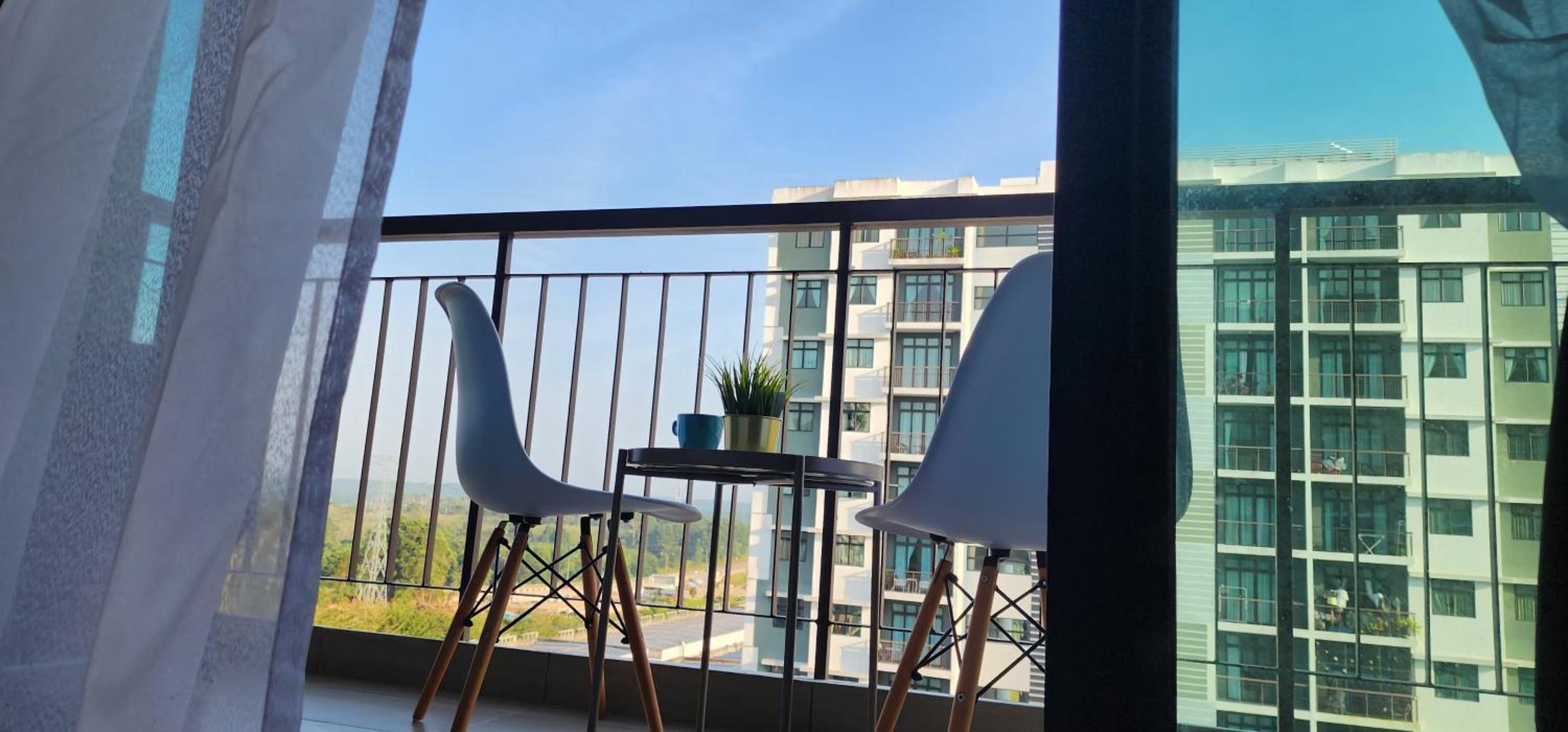 Apartment photo 2