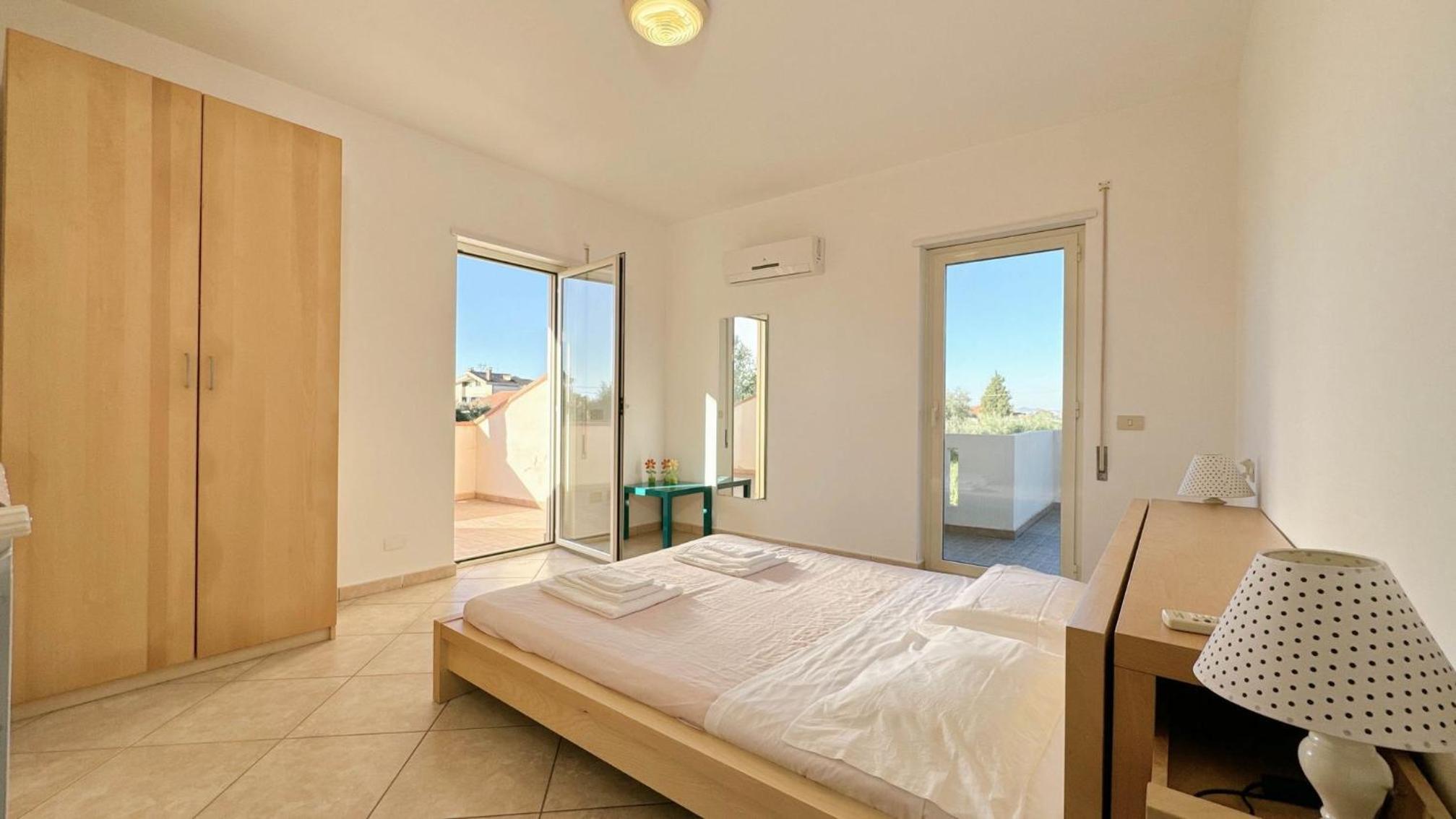 Villa photo 1