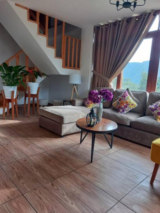 Four-Bedroom House photo 2