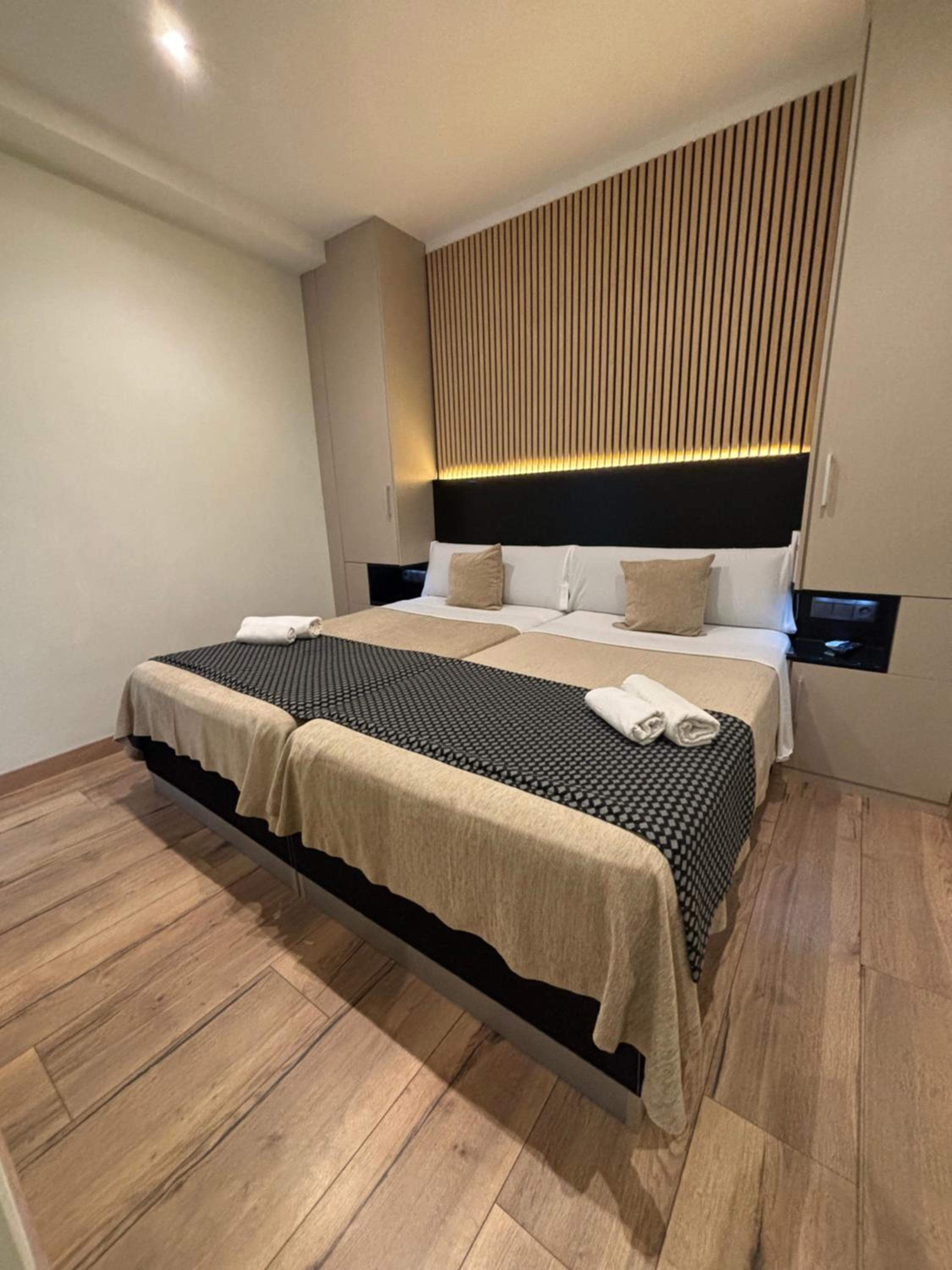 Deluxe Twin Room - Photo 5