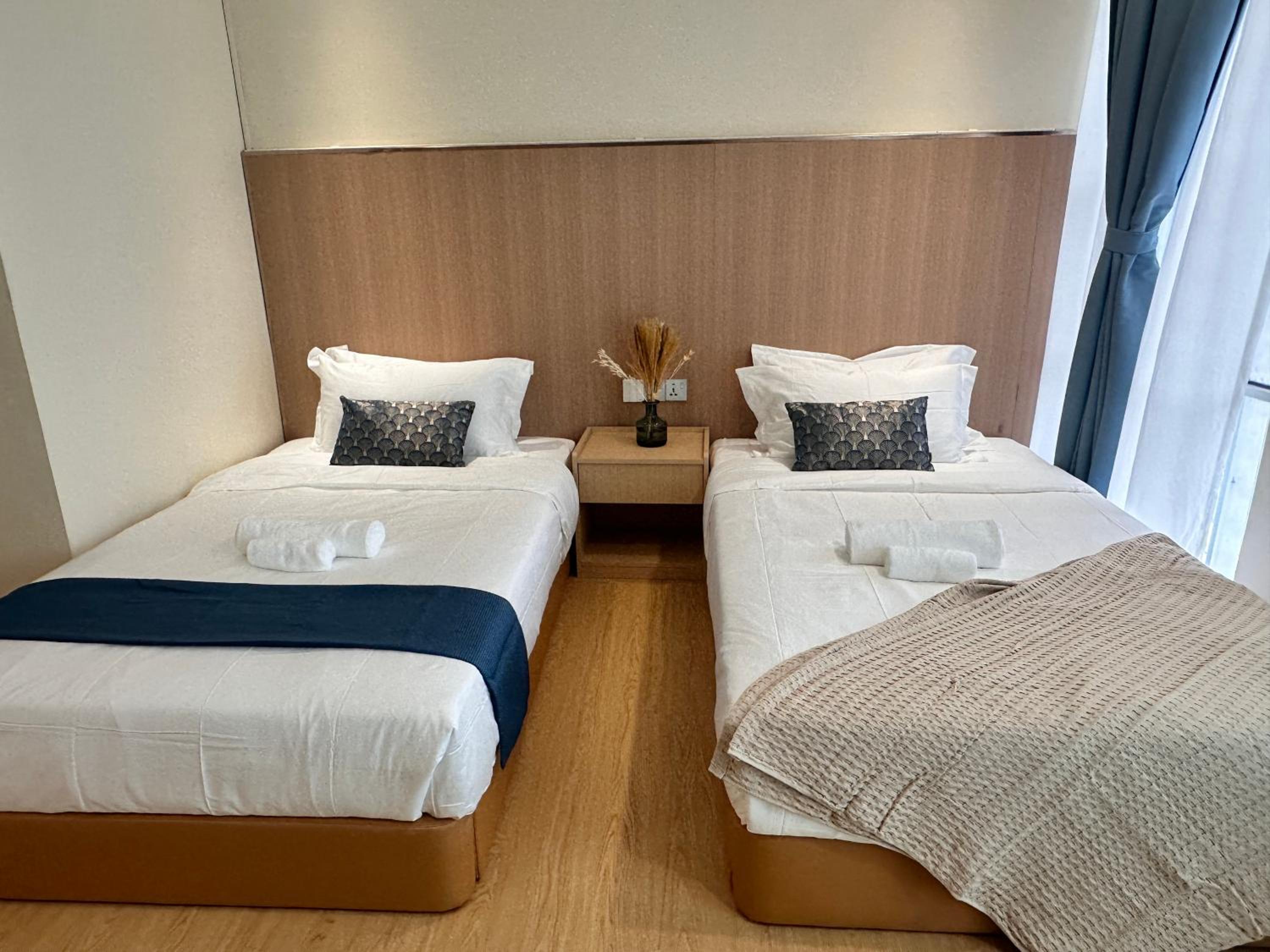 Deluxe Double or Twin Room - Photo 3