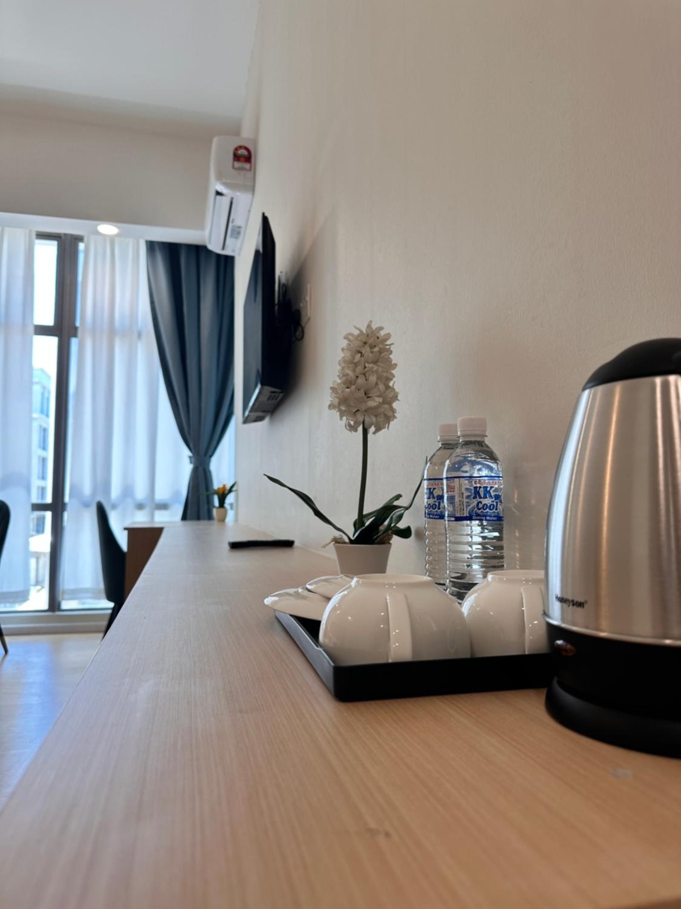 Deluxe Double or Twin Room - Photo 11