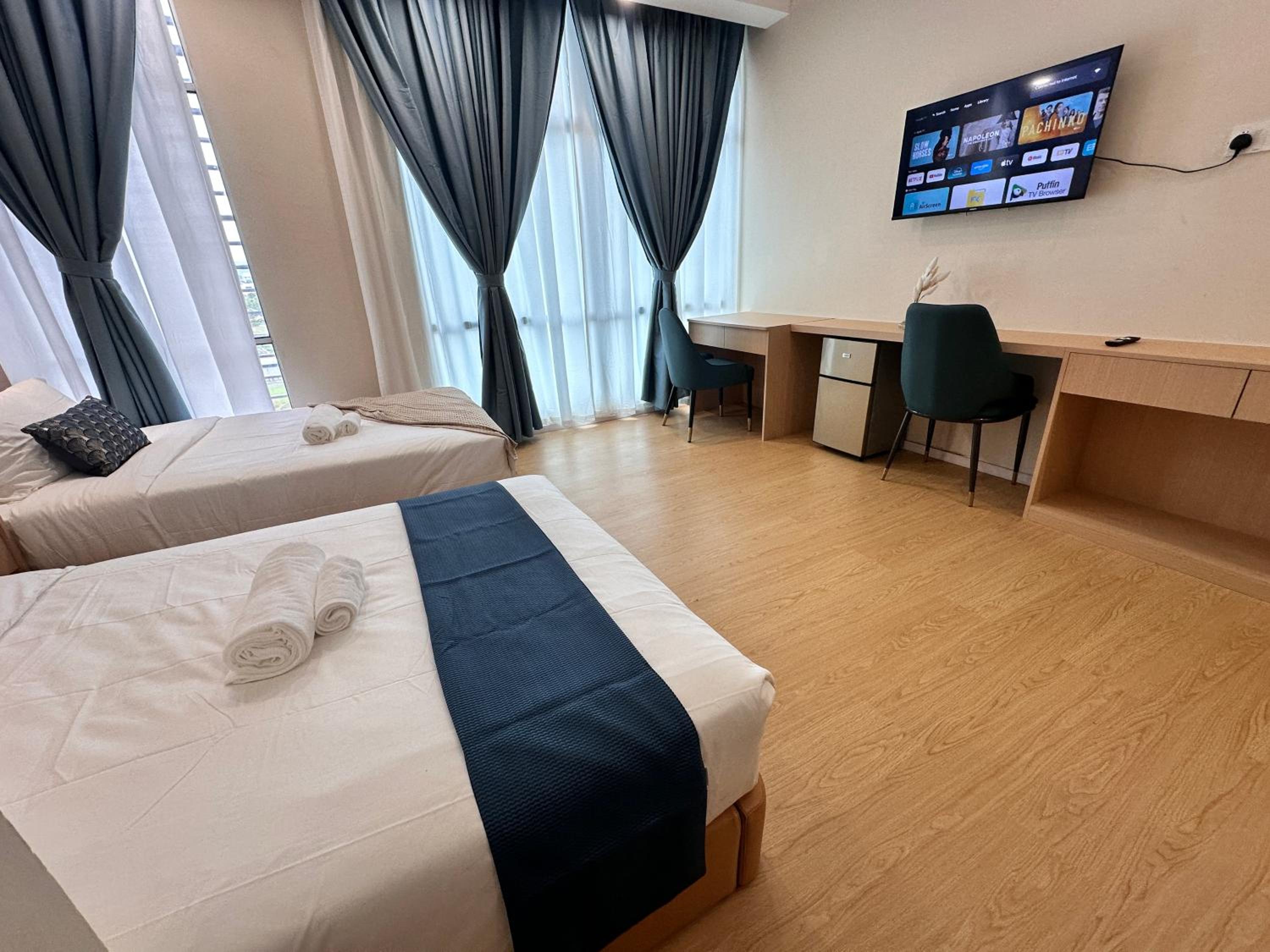 Deluxe Double or Twin Room - Photo 14