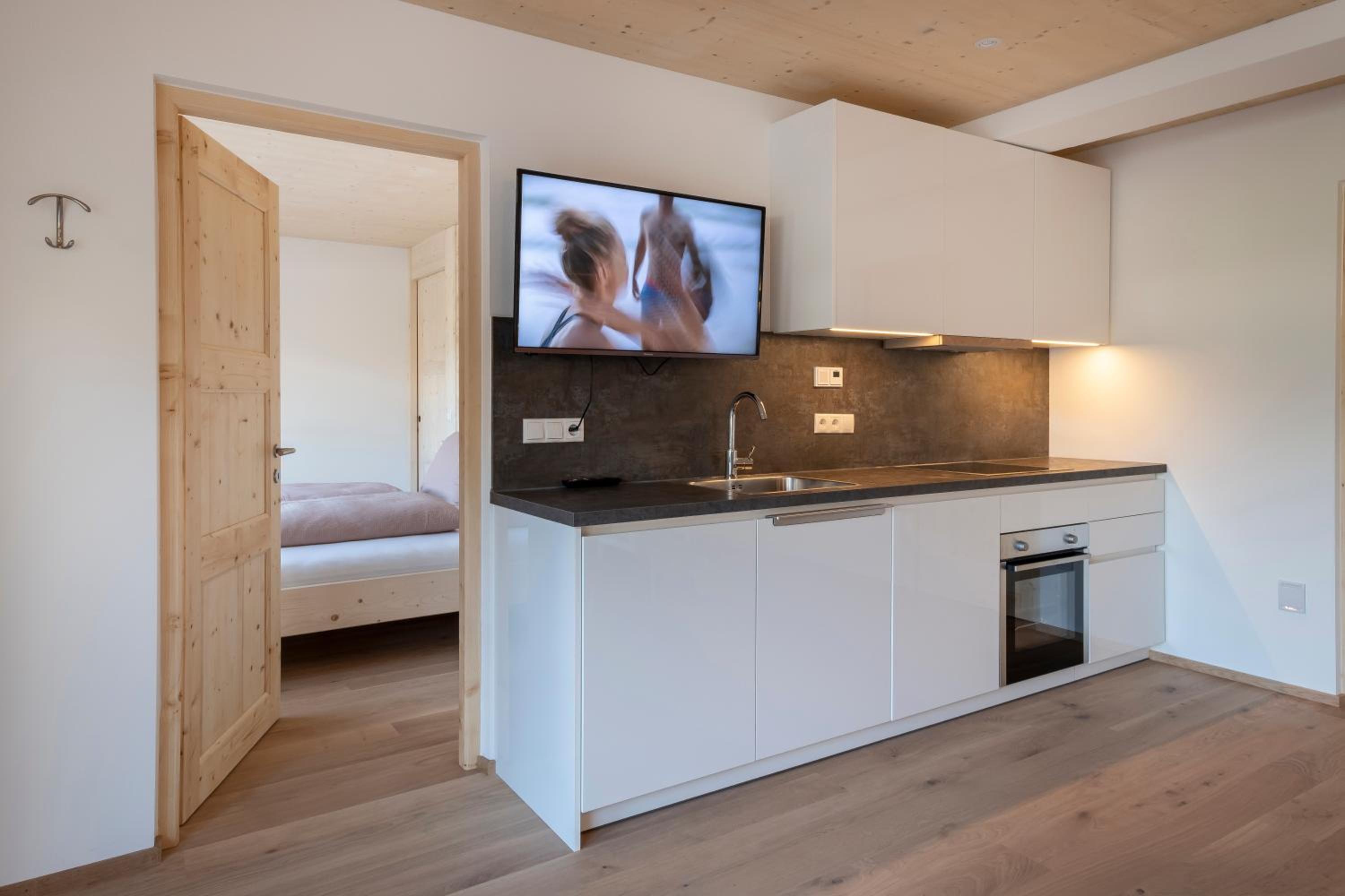 Apartment - Ground Floor photo 3