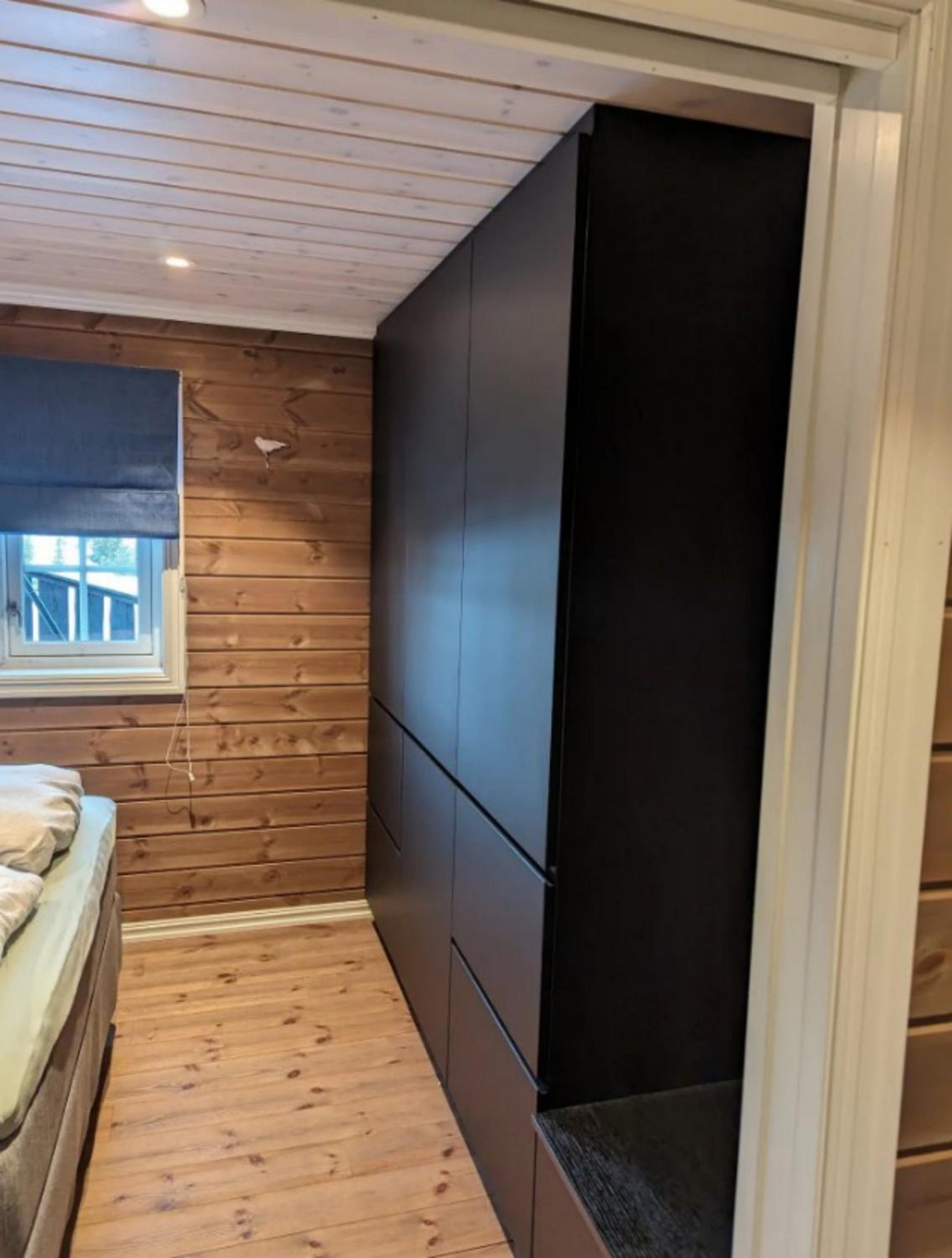 Four-Bedroom House photo 2