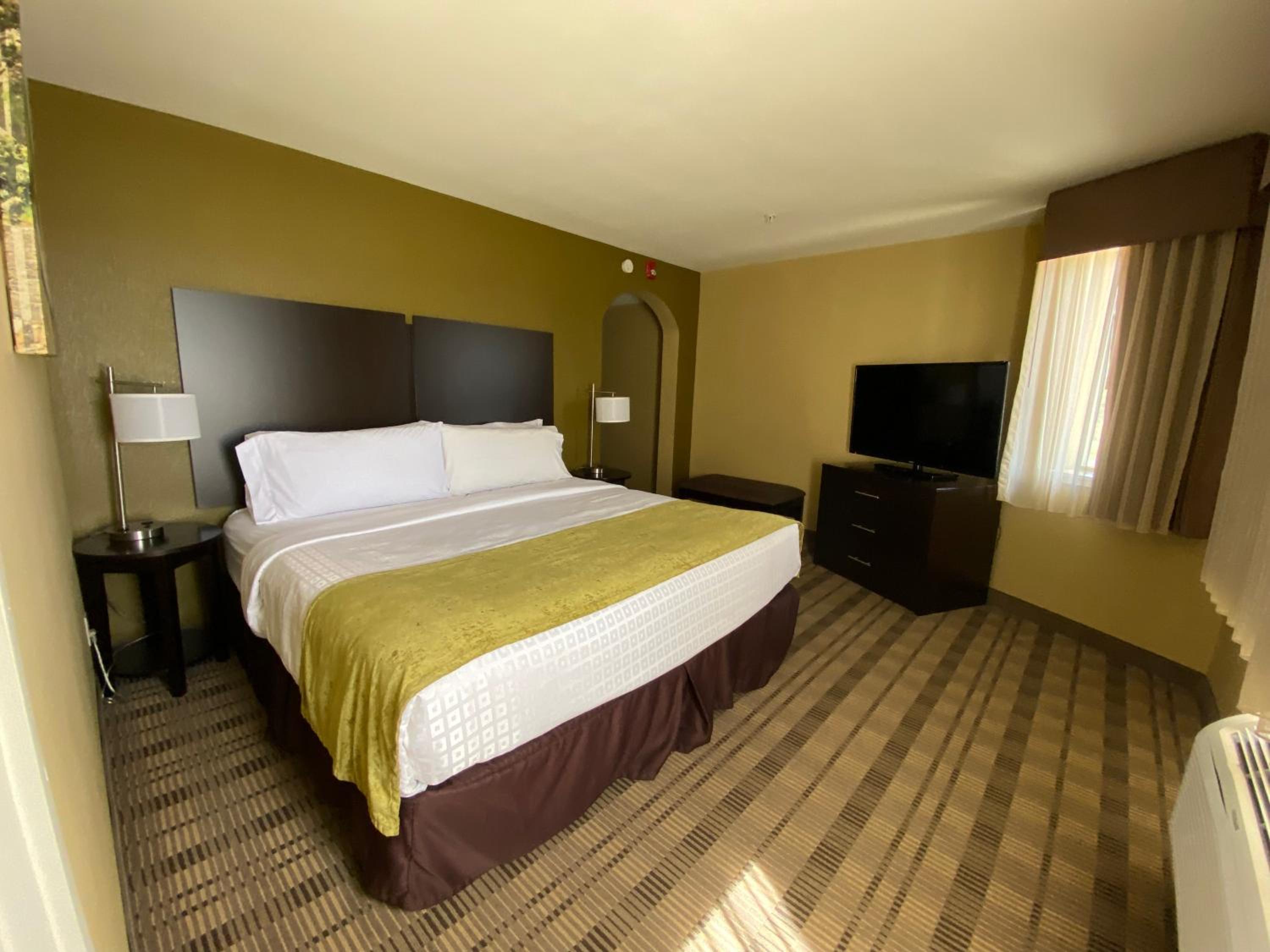 Two-Bedroom Suite