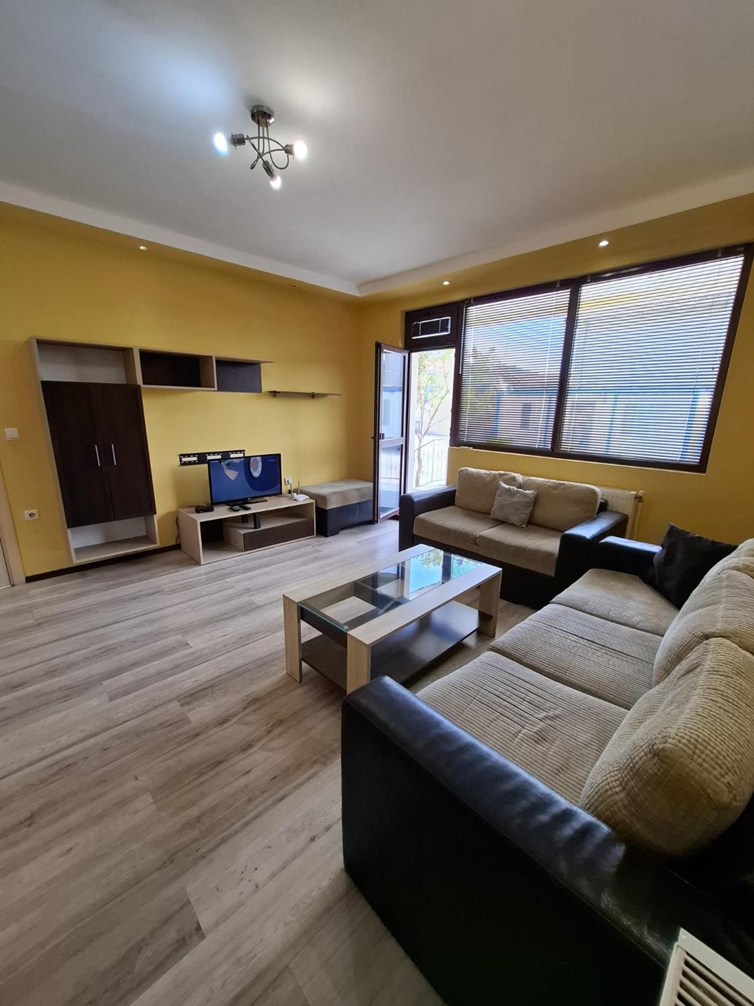 Three-Bedroom Apartment photo 2