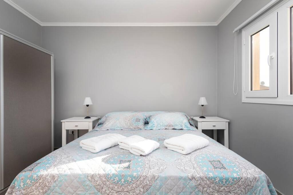 Two-Bedroom House photo 1