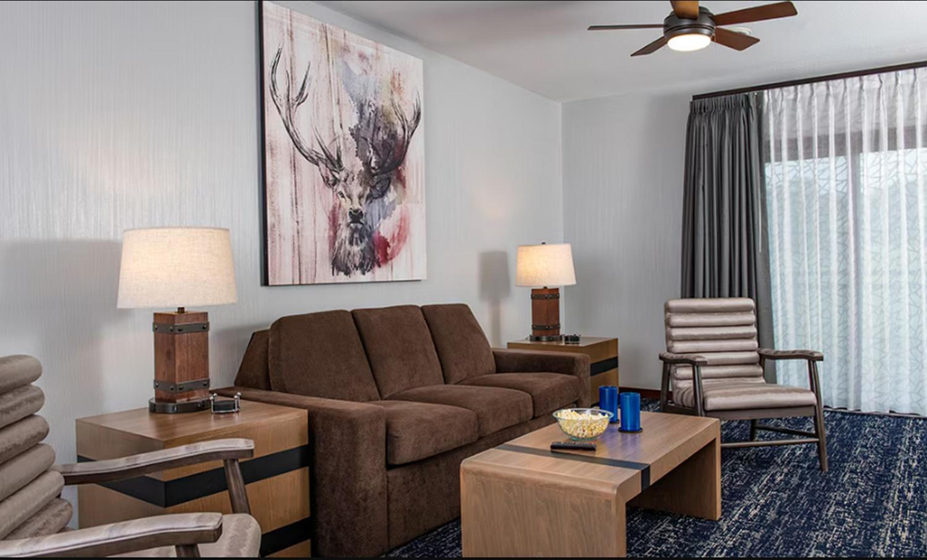 Two-Bedroom Deluxe Apartment photo 3