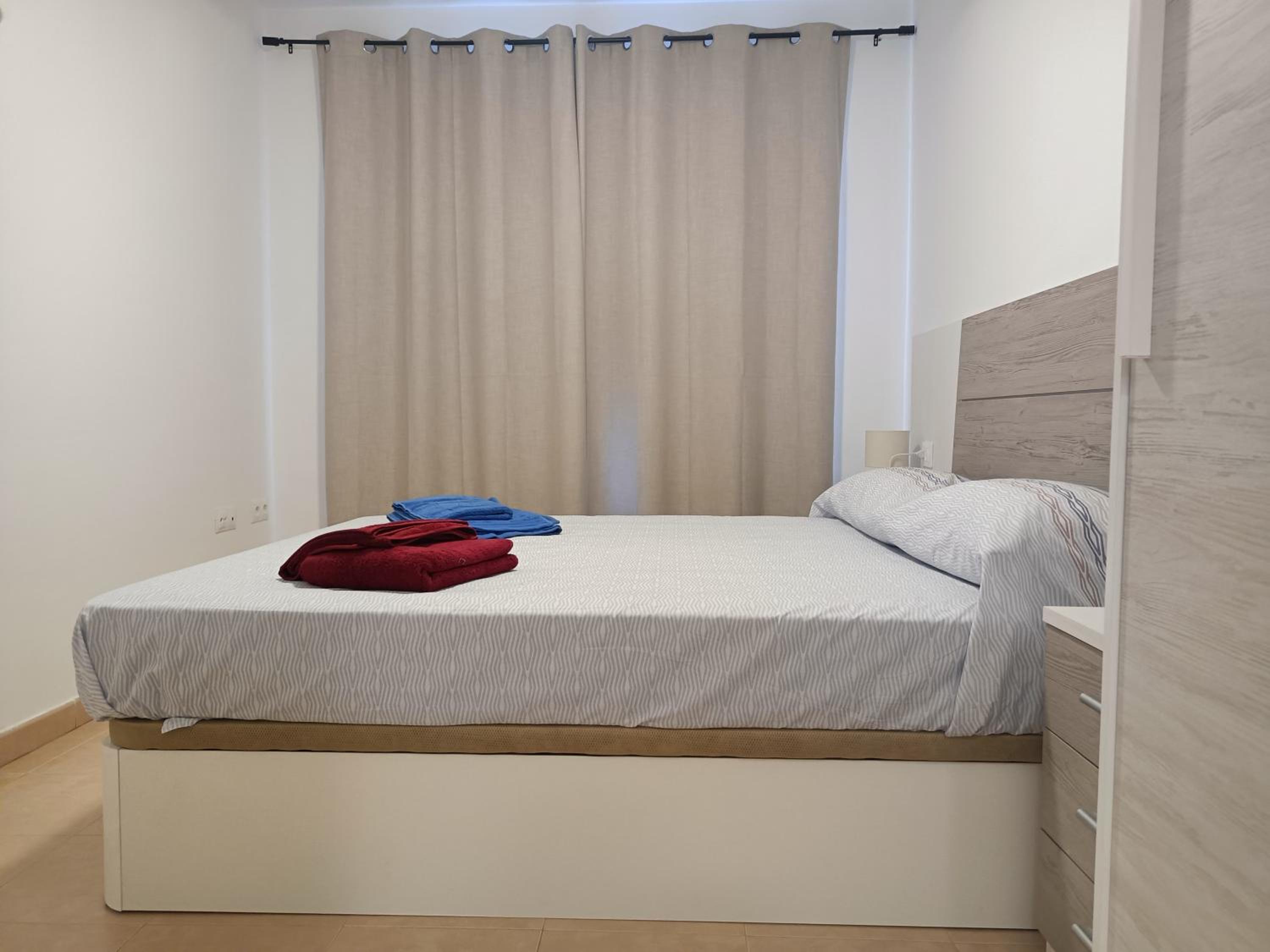 One-Bedroom Apartment photo 3