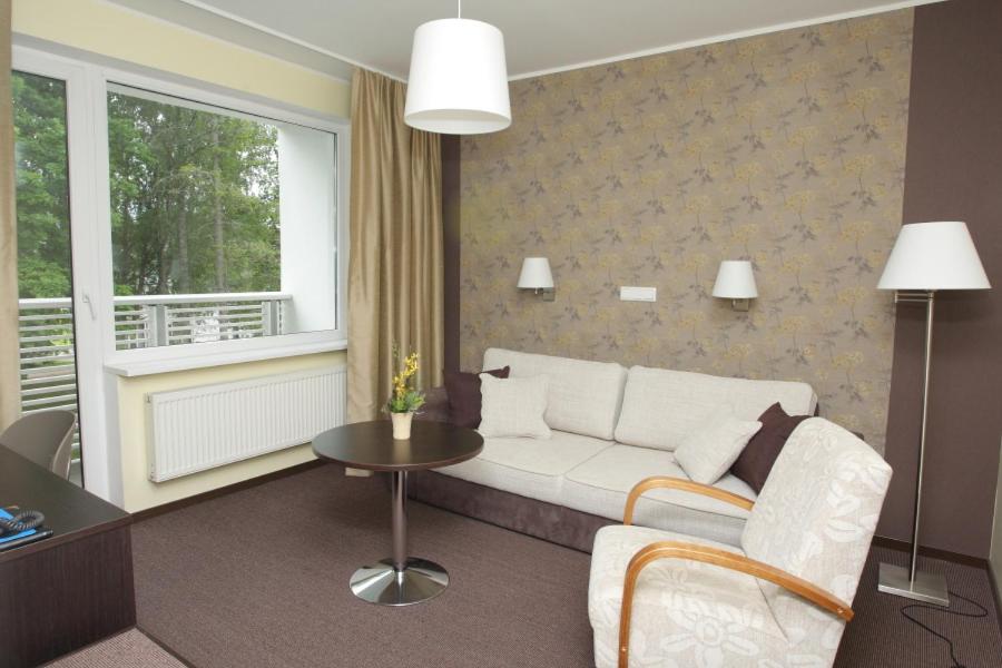Suite - Photo 6