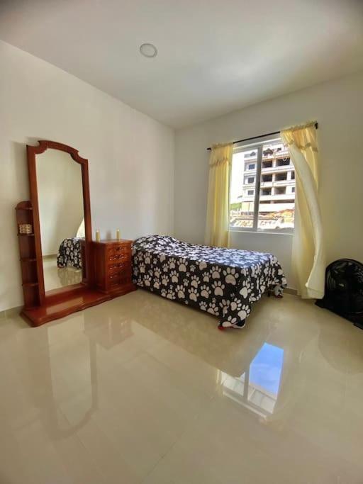 Five-Bedroom Apartment photo 1