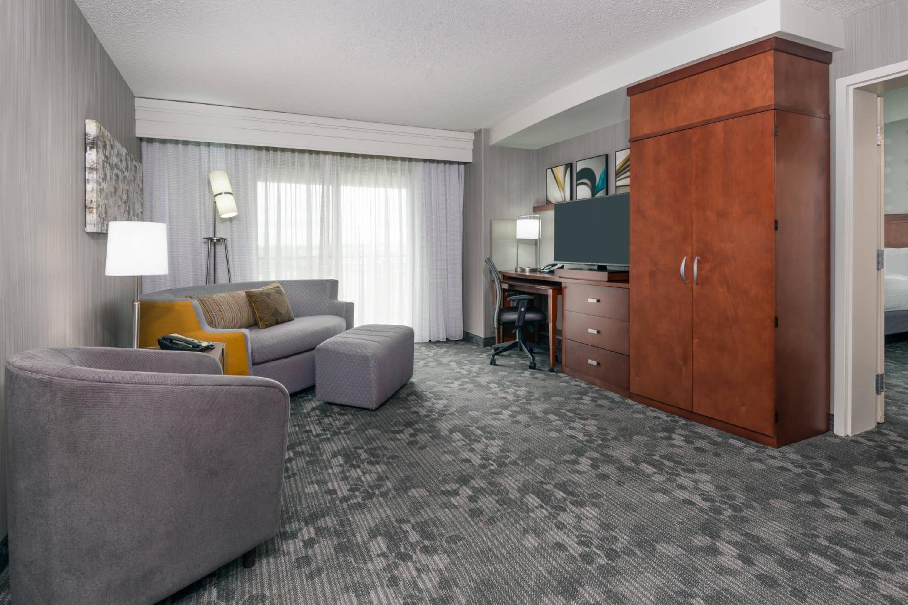 One-Bedroom King Suite - Photo 1