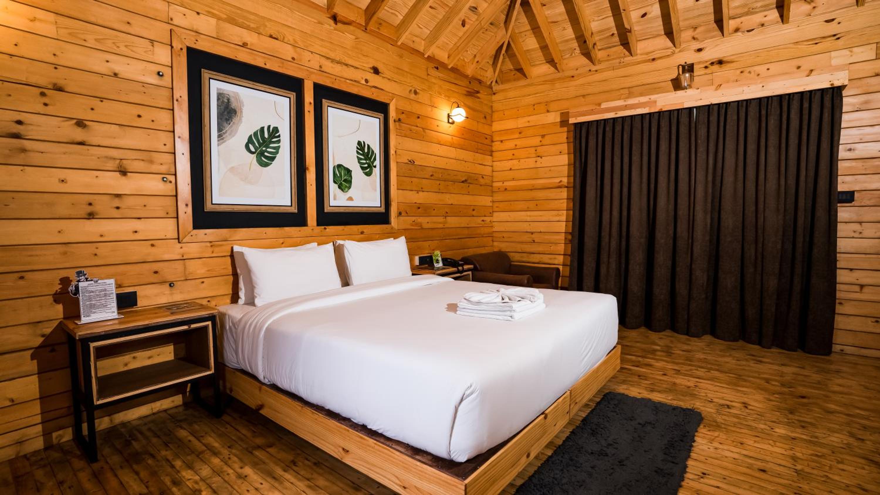 Ivy Wooden Chalet - Photo 5