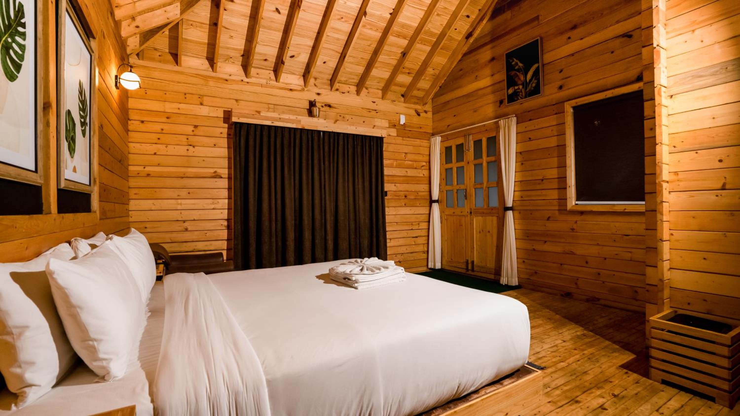Ivy Wooden Chalet - Photo 4