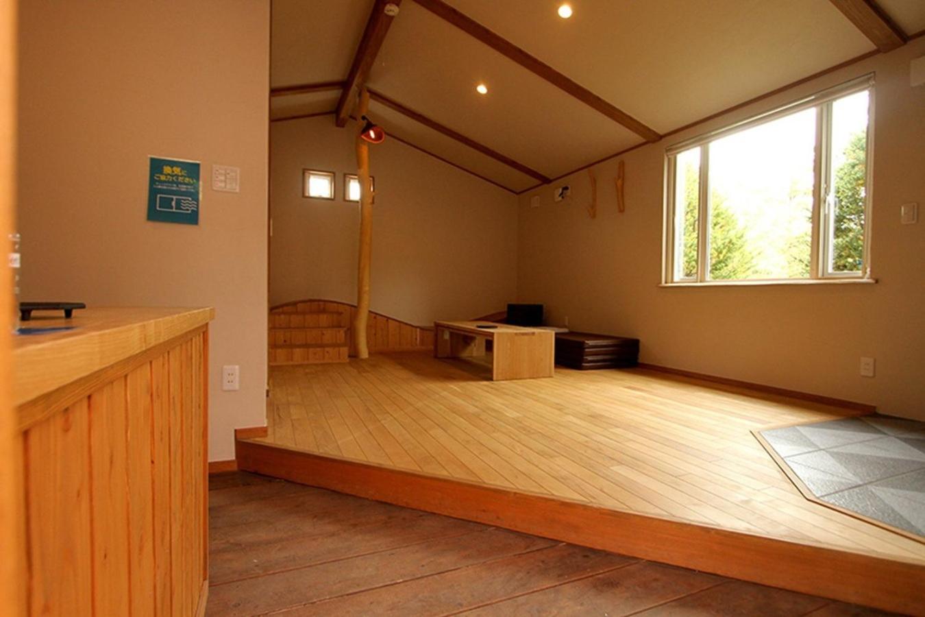 Bungalow photo 1