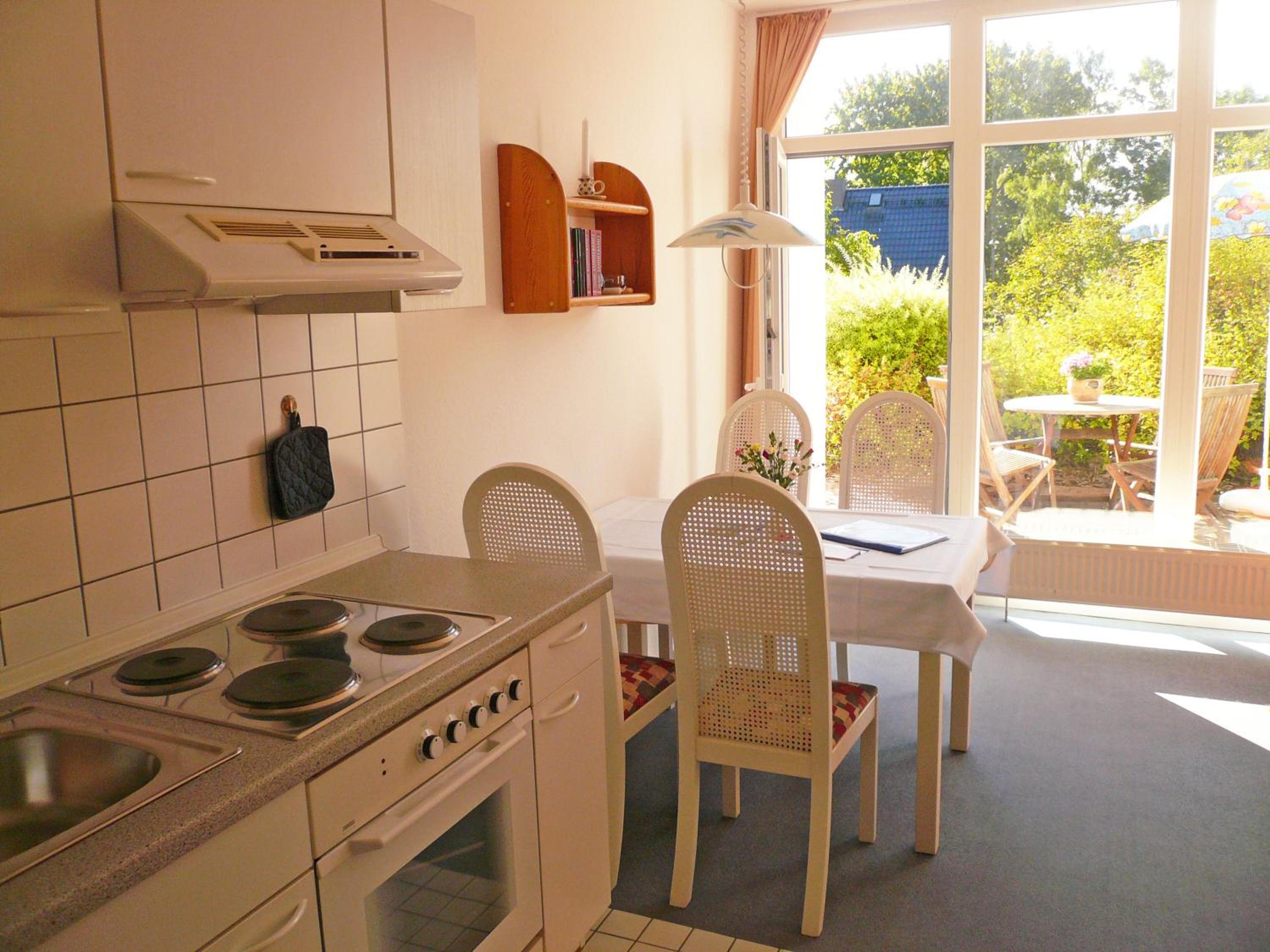 Apartment with Terrace photo 3