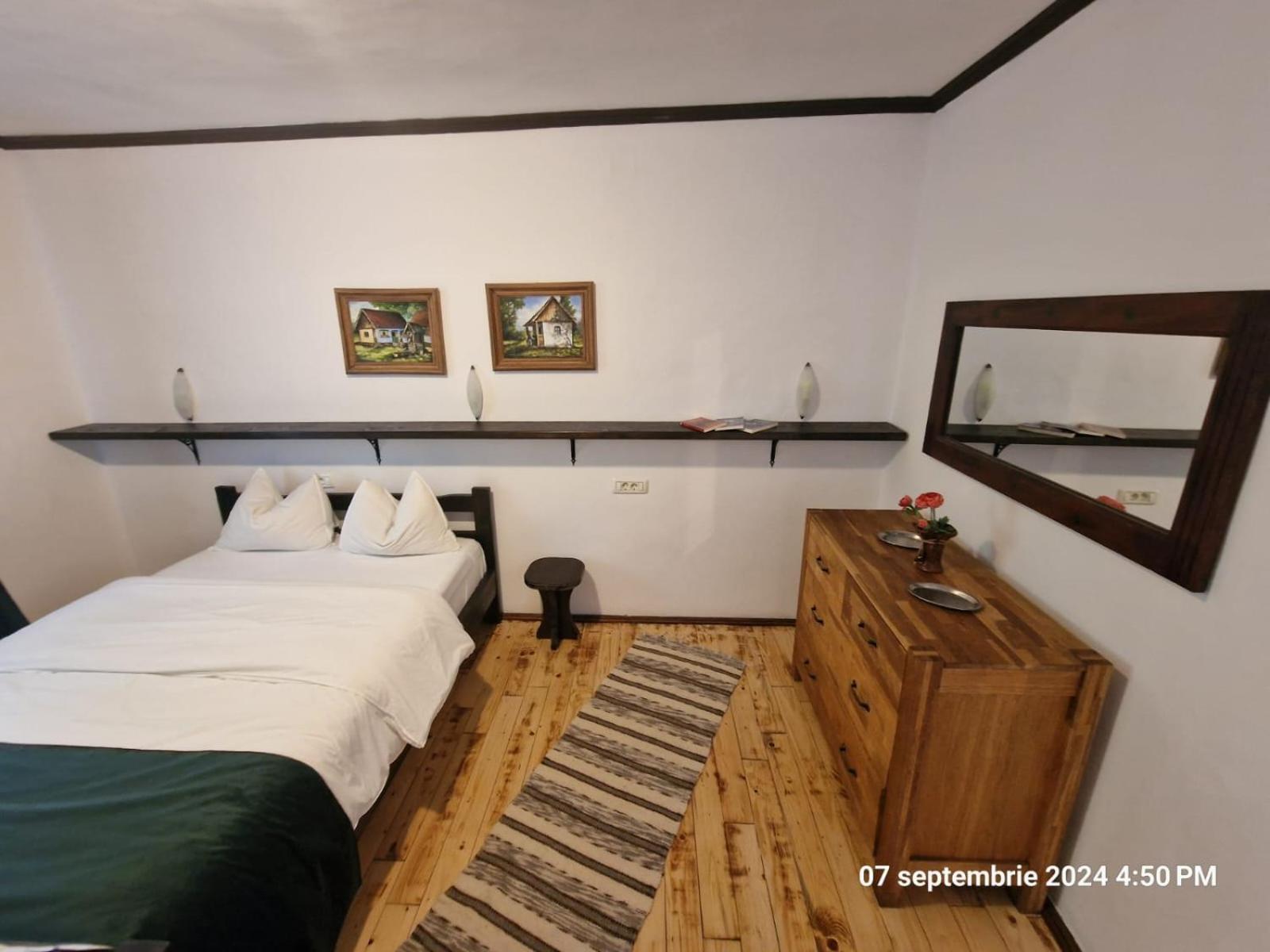 Four-Bedroom House photo 1