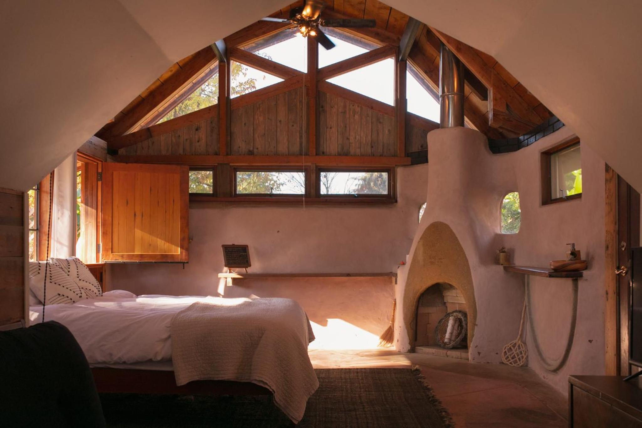 Double Room With Shared Bathroom photo 1