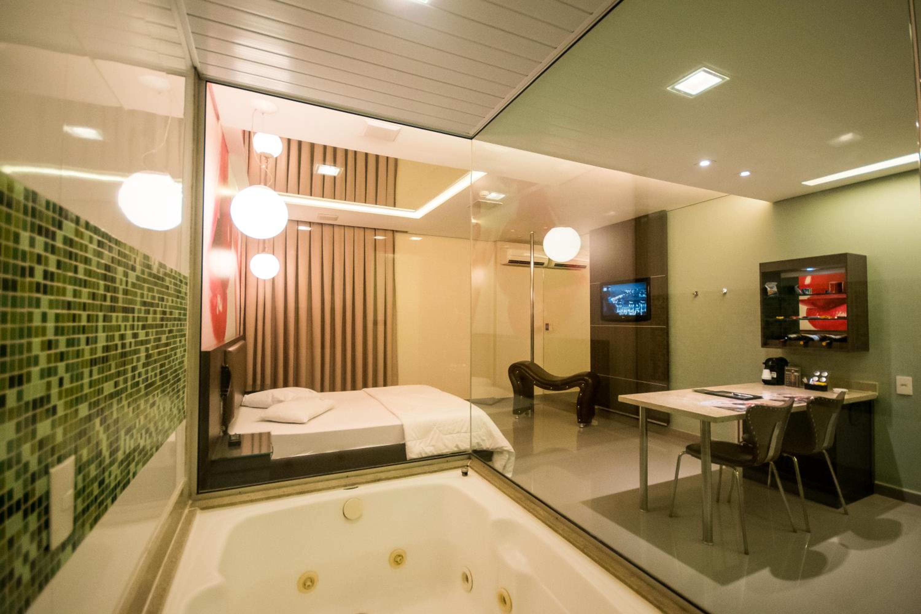 Double Room with Hot Tub