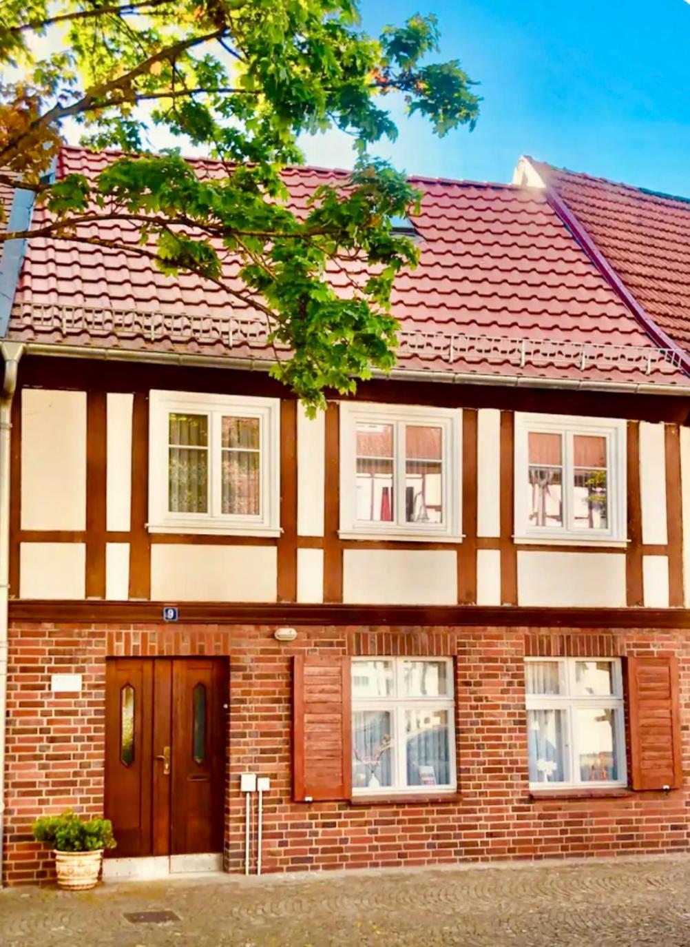 Two-Bedroom House photo 3
