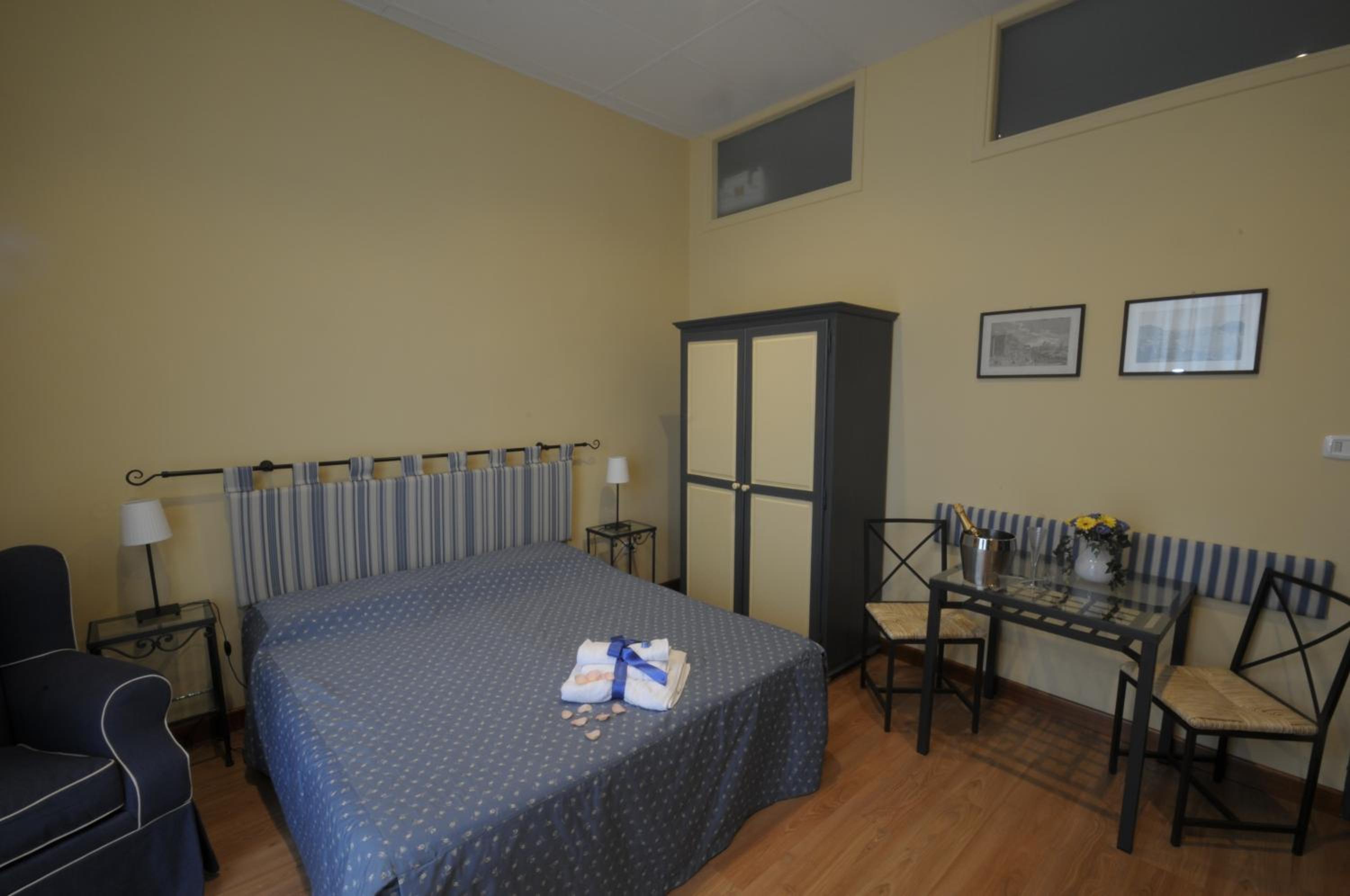 Economy Triple Room